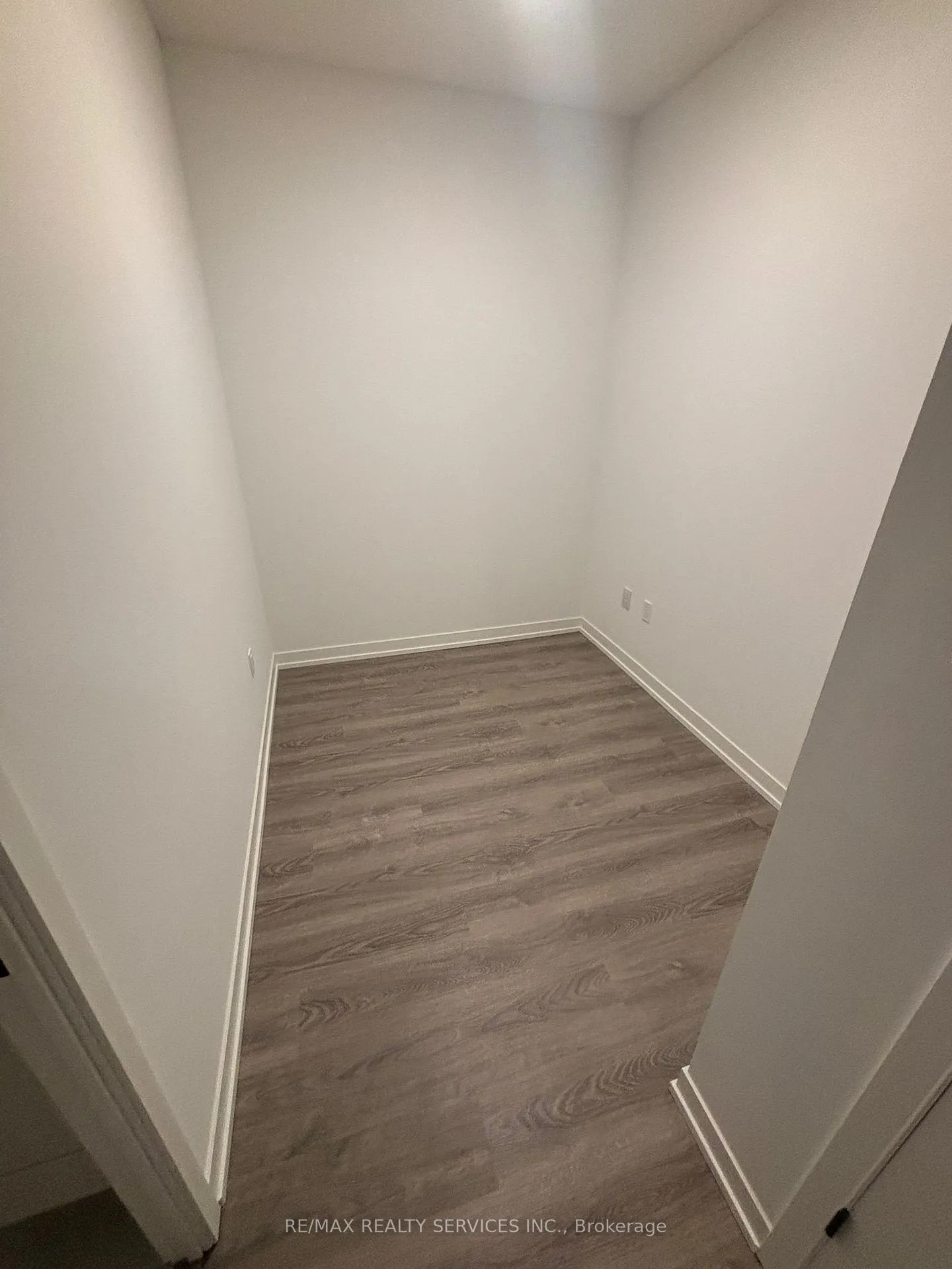 Photo 4 of Unit 2807, 8 Interchange Way, Vaughan, Vaughan Corporate Centre — HOMEH