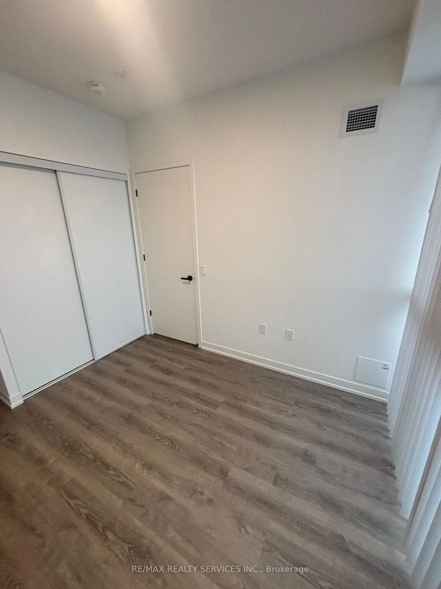 Photo 14 of Unit 2807, 8 Interchange Way, Vaughan, Vaughan Corporate Centre — HOMEH