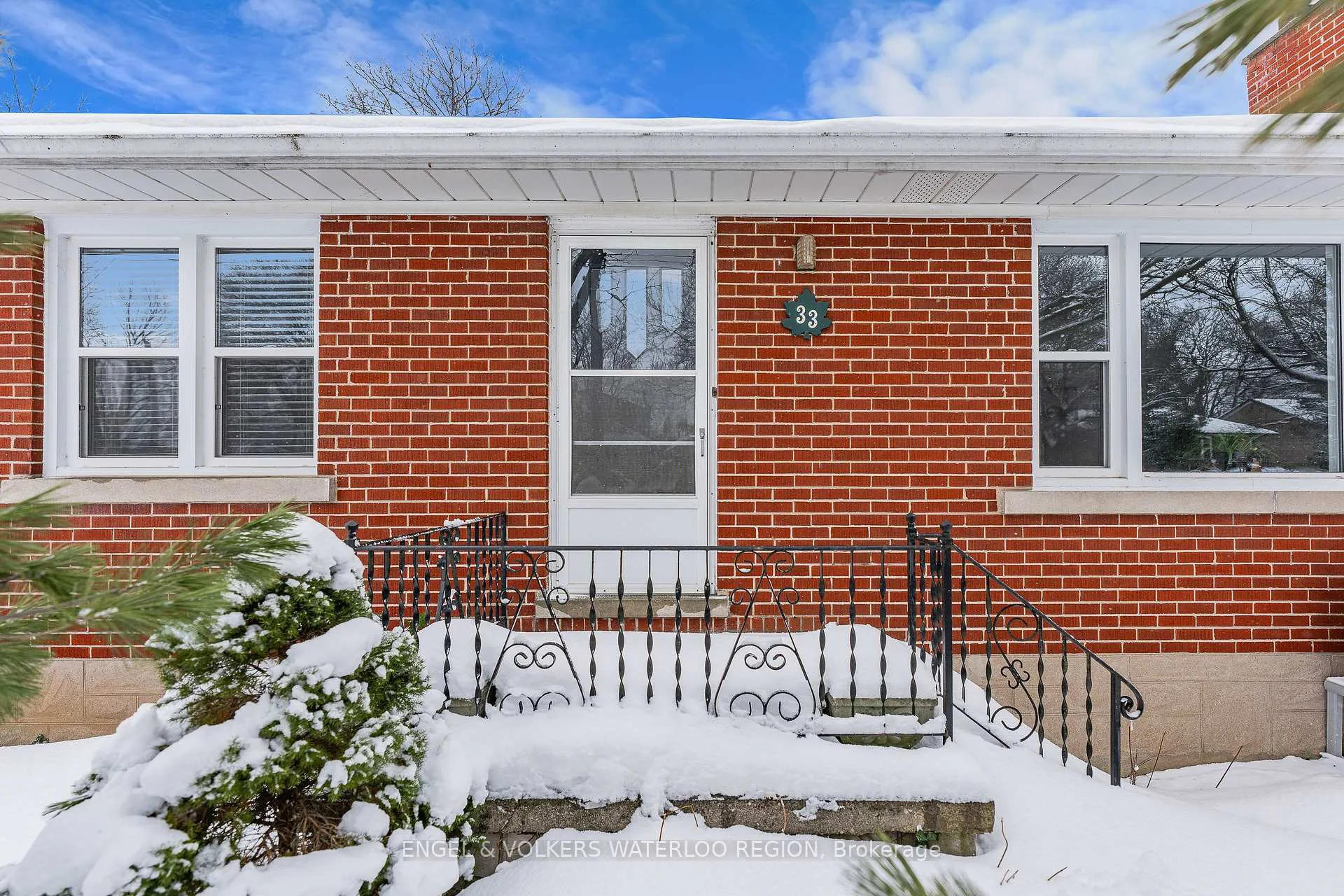 Photo 4 of 33 Elmwood Avenue, Kitchener — HOMEH