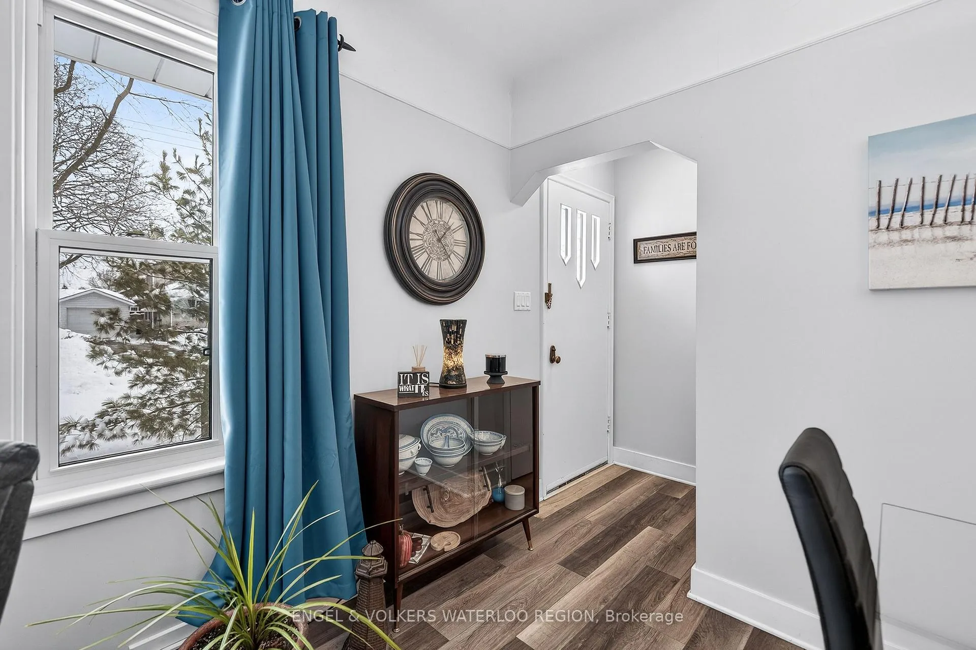Photo 5 of 33 Elmwood Avenue, Kitchener — HOMEH