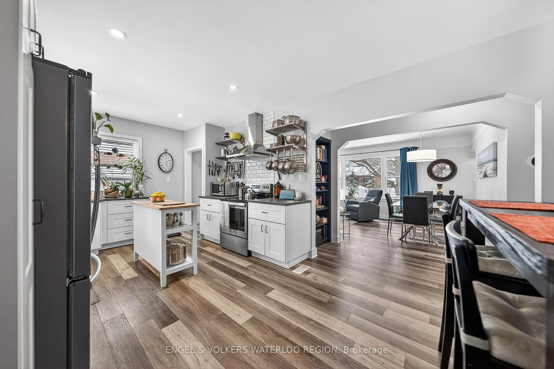 Photo 14 of 33 Elmwood Avenue, Kitchener — HOMEH