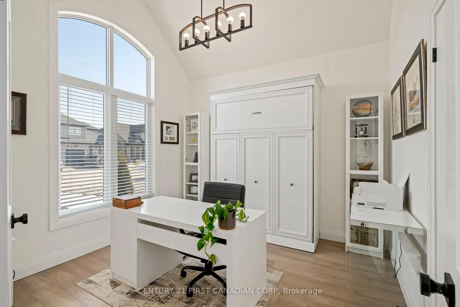 Photo 7 of 35 Compass Trail, Central Elgin, Rural Central Elgin — HOMEH