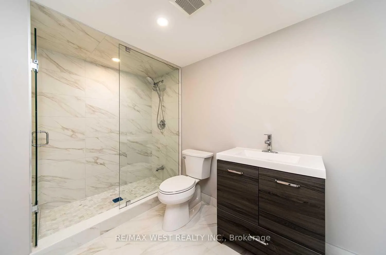 Photo 6 of Unit Lower, 111 Ironside Drive, Vaughan, Vellore Village — HOMEH