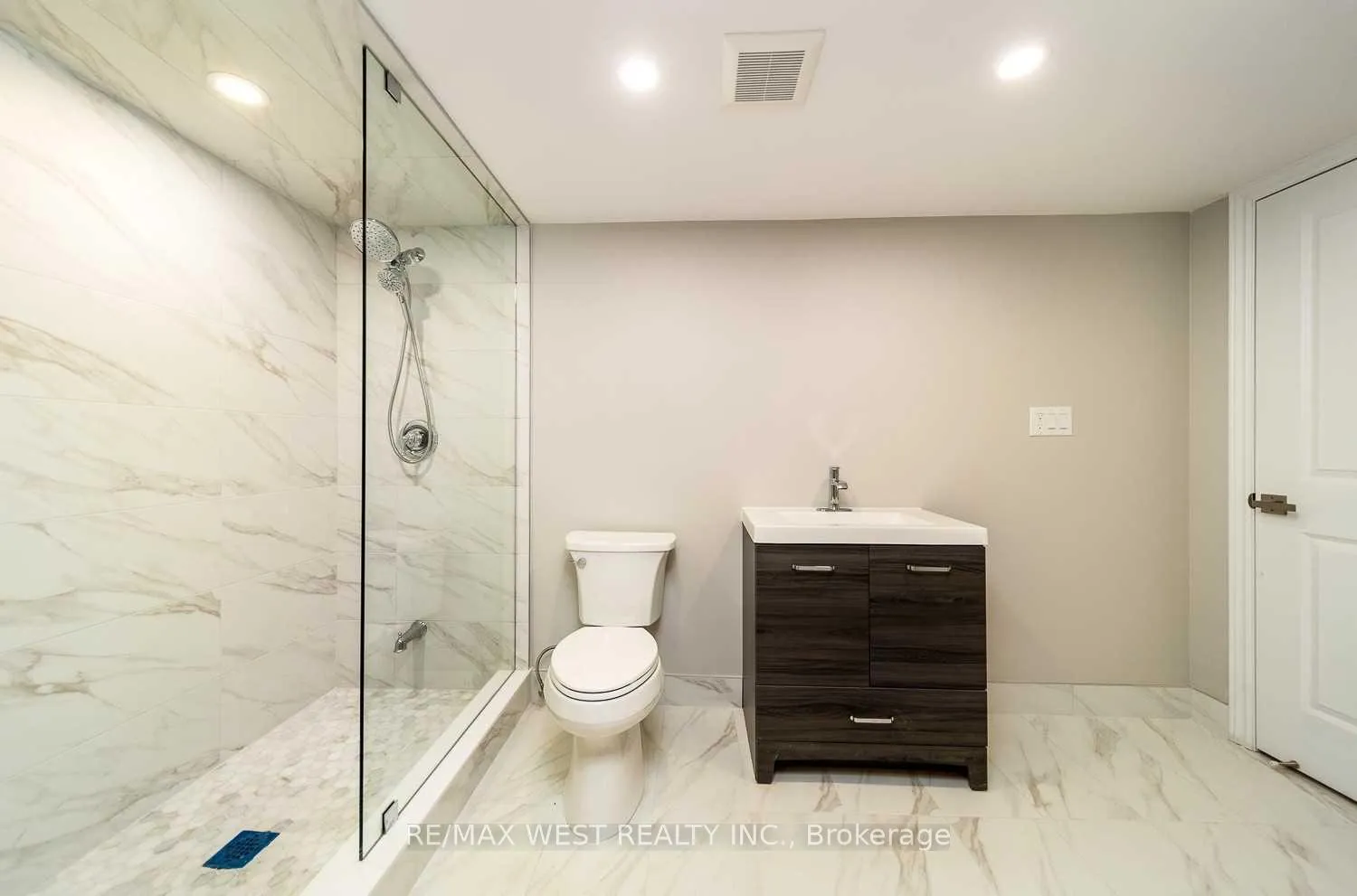 Photo 7 of Unit Lower, 111 Ironside Drive, Vaughan, Vellore Village — HOMEH