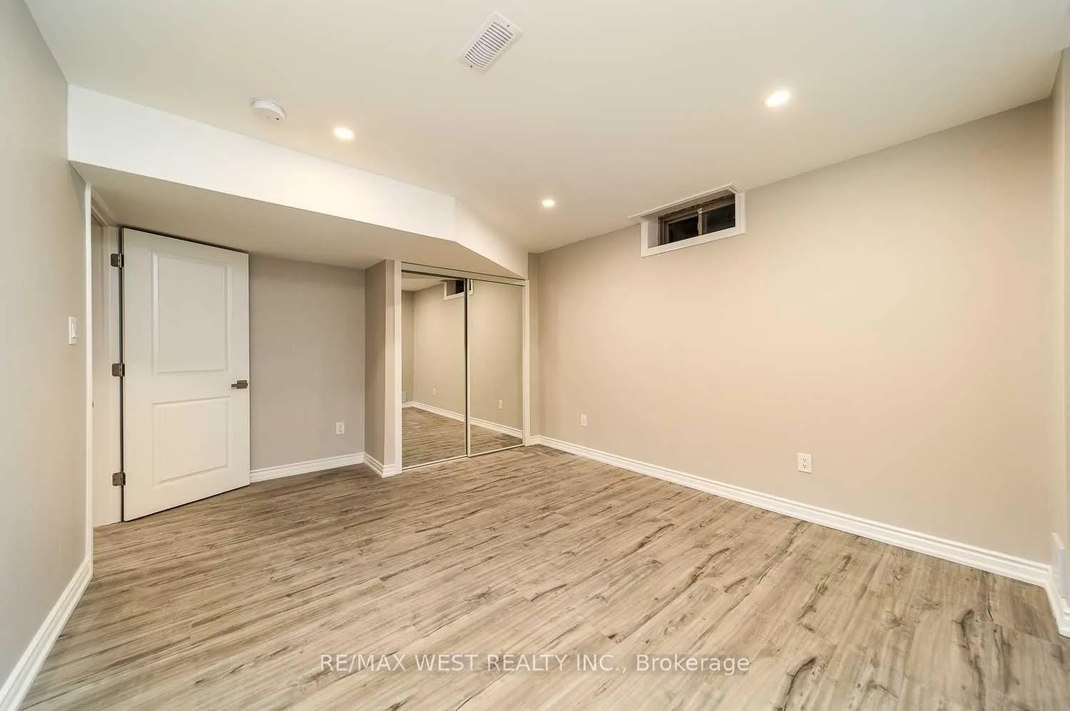 Photo 10 of Unit Lower, 111 Ironside Drive, Vaughan, Vellore Village — HOMEH