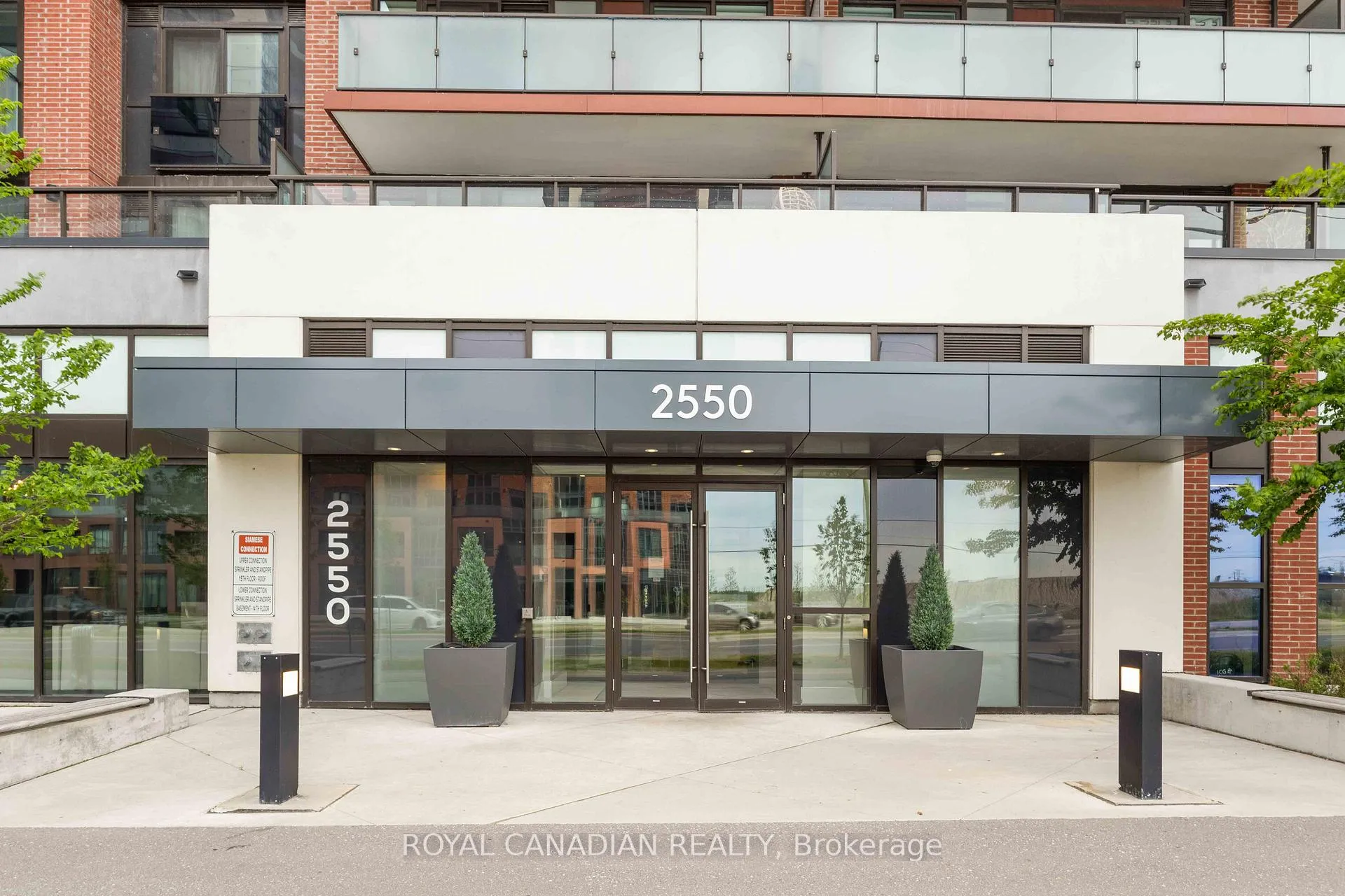 Photo 3 of Unit 2211, 2550 Simcoe Street N, Oshawa, Windfields — HOMEH