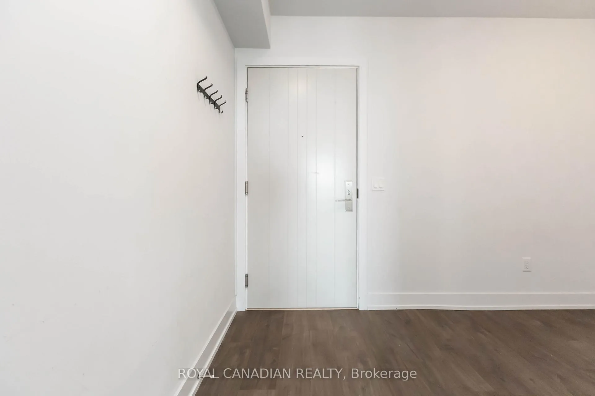 Photo 4 of Unit 2211, 2550 Simcoe Street N, Oshawa, Windfields — HOMEH
