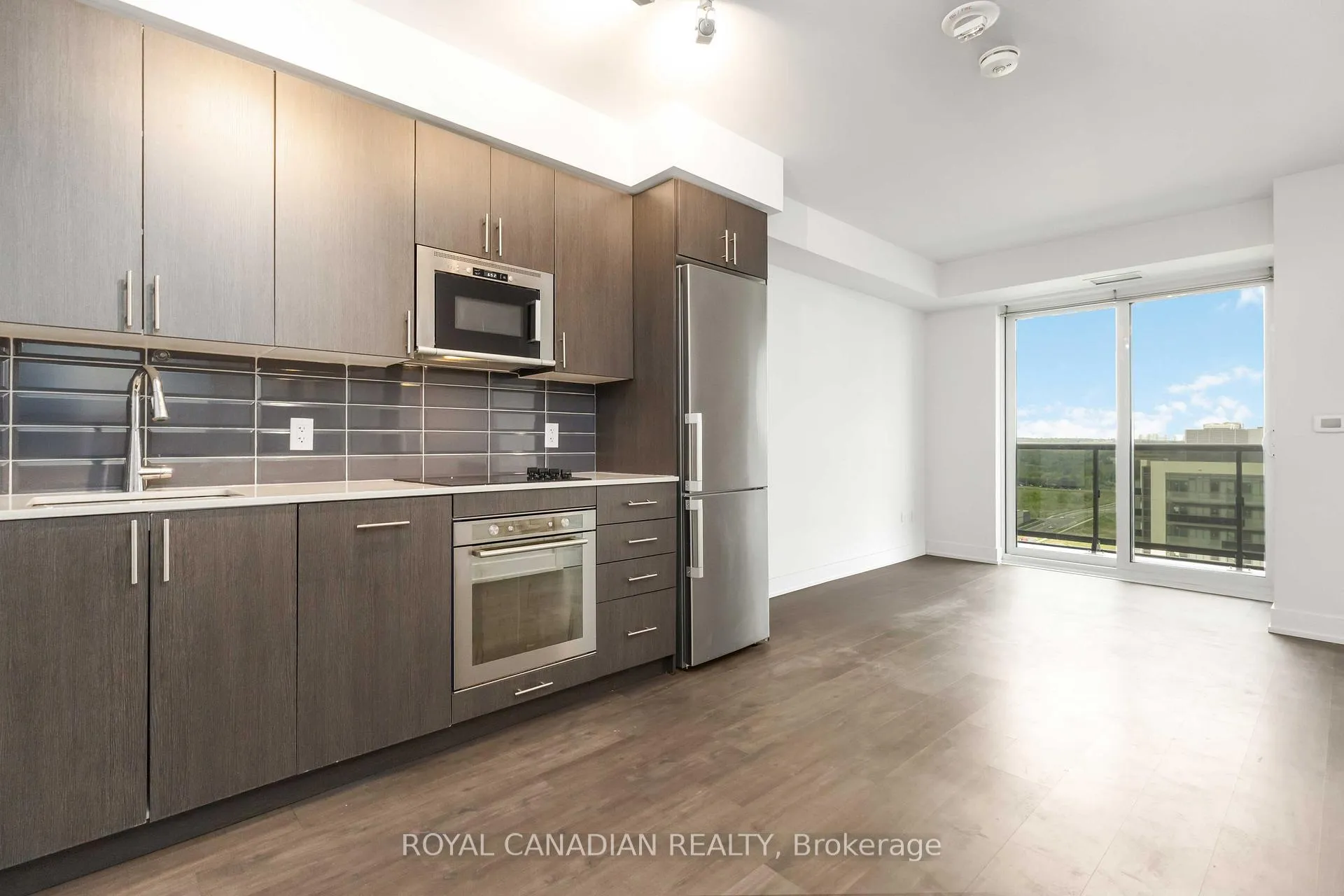 Photo 10 of Unit 2211, 2550 Simcoe Street N, Oshawa, Windfields — HOMEH