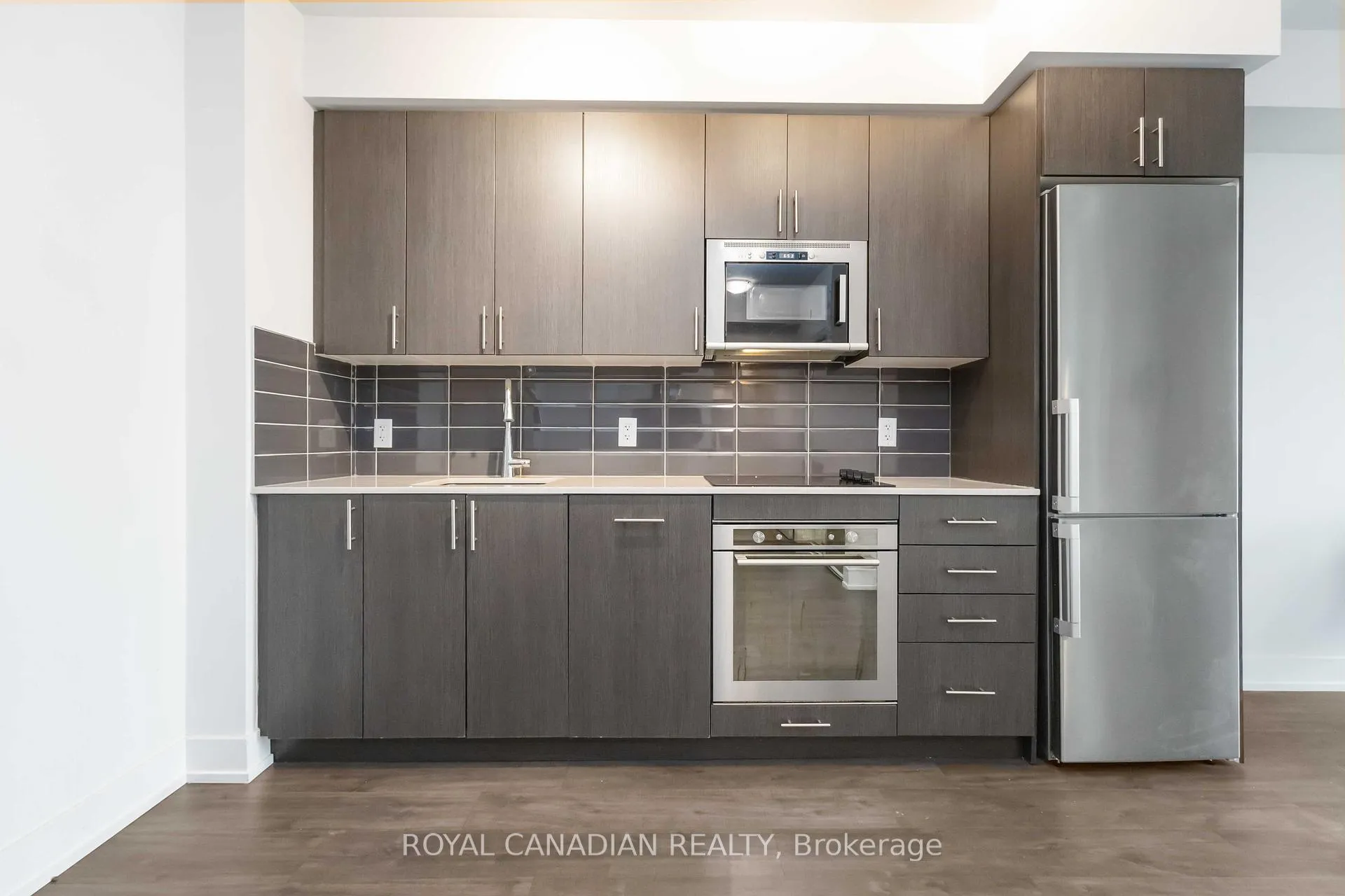 Photo 15 of Unit 2211, 2550 Simcoe Street N, Oshawa, Windfields — HOMEH