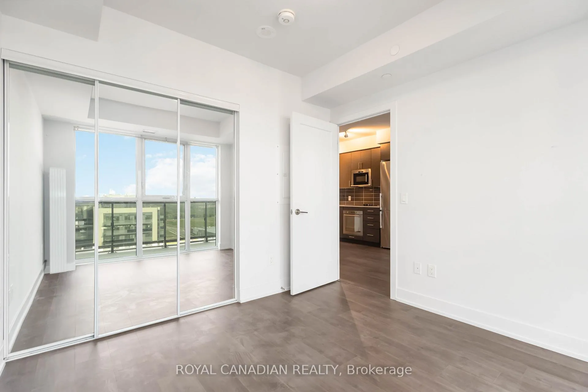 Photo 19 of Unit 2211, 2550 Simcoe Street N, Oshawa, Windfields — HOMEH