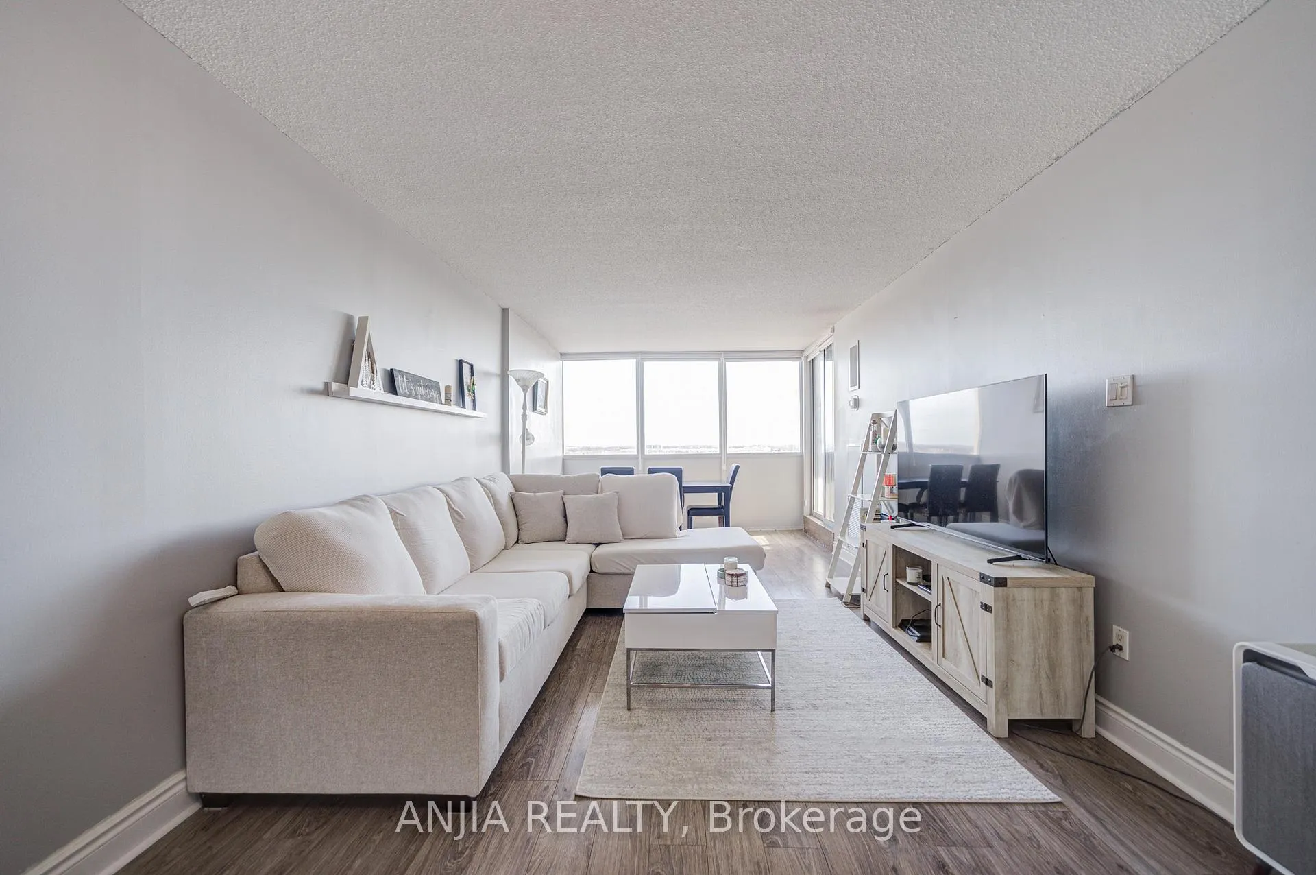 Photo 11 of Unit 1011, 44 Falby Court, Ajax, South East — HOMEH