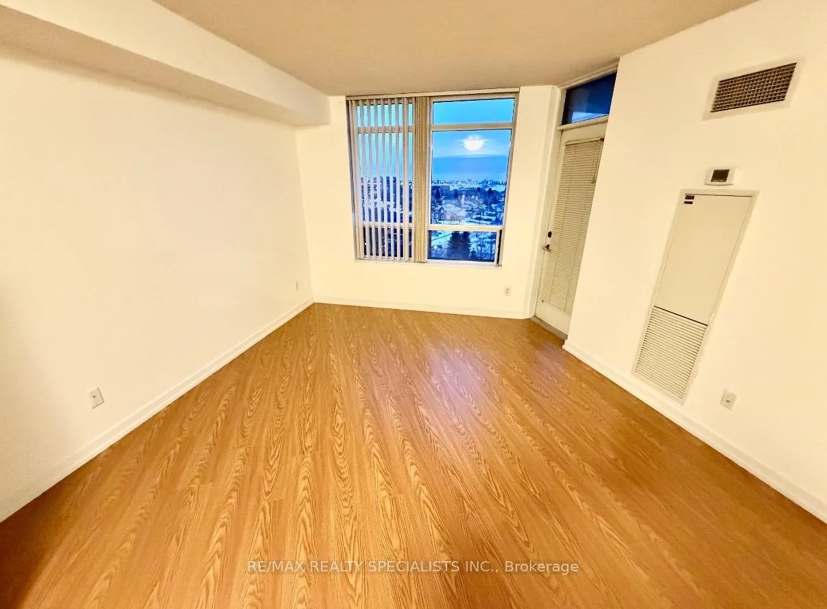 Photo 6 of Unit 809, 710 Humberwood Boulevard, Etobicoke, West Humber-Clairville — HOMEH