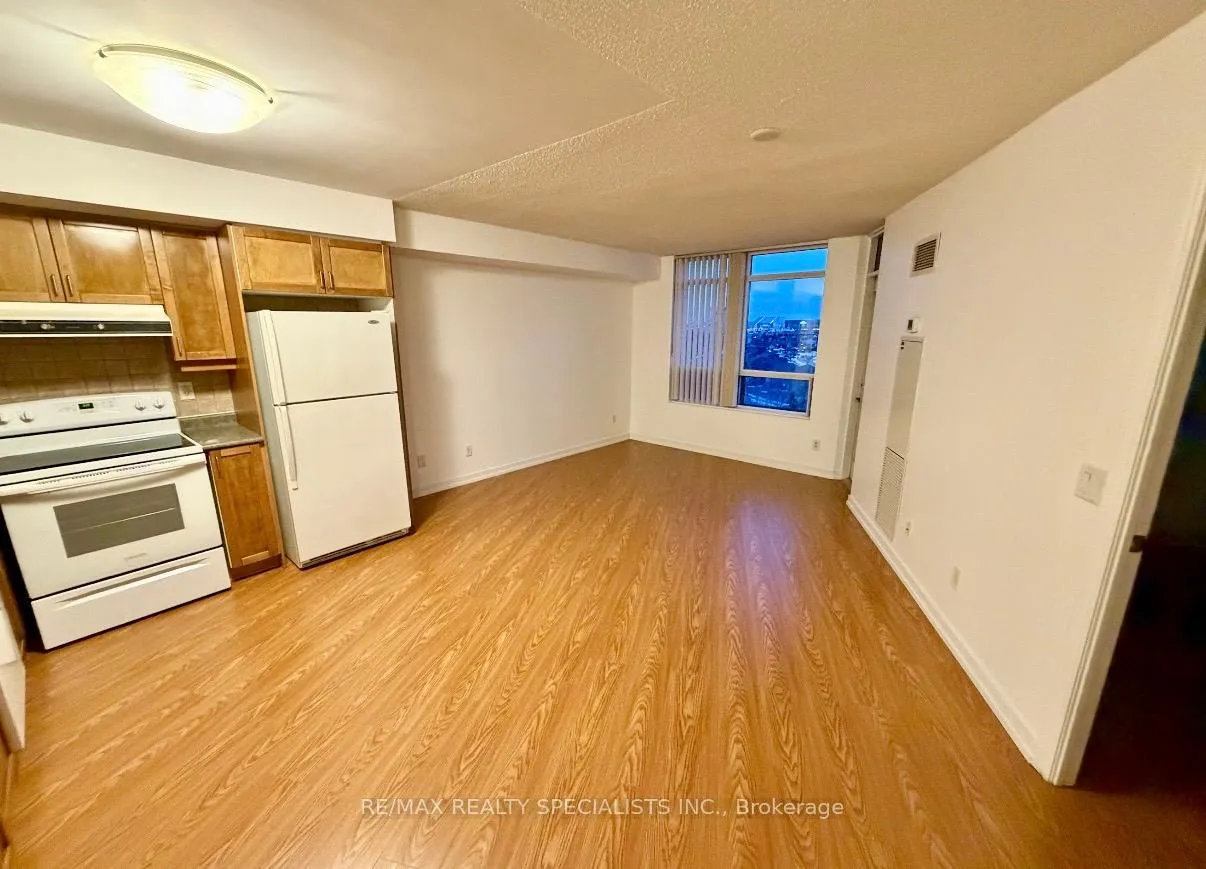 Photo 7 of Unit 809, 710 Humberwood Boulevard, Etobicoke, West Humber-Clairville — HOMEH