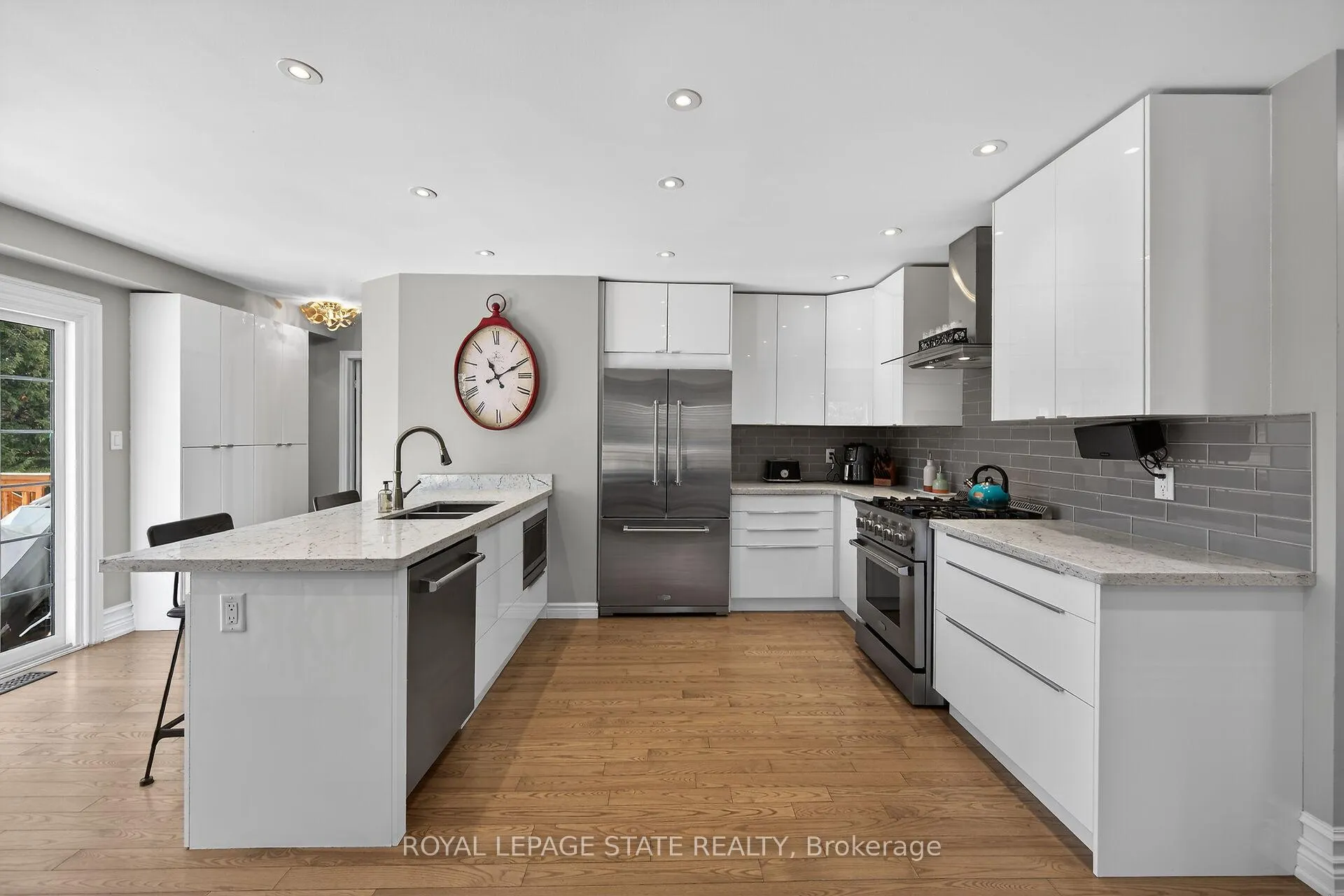 Photo 9 of Unit 12, 334 Wilson Street W, Hamilton, Ancaster — HOMEH