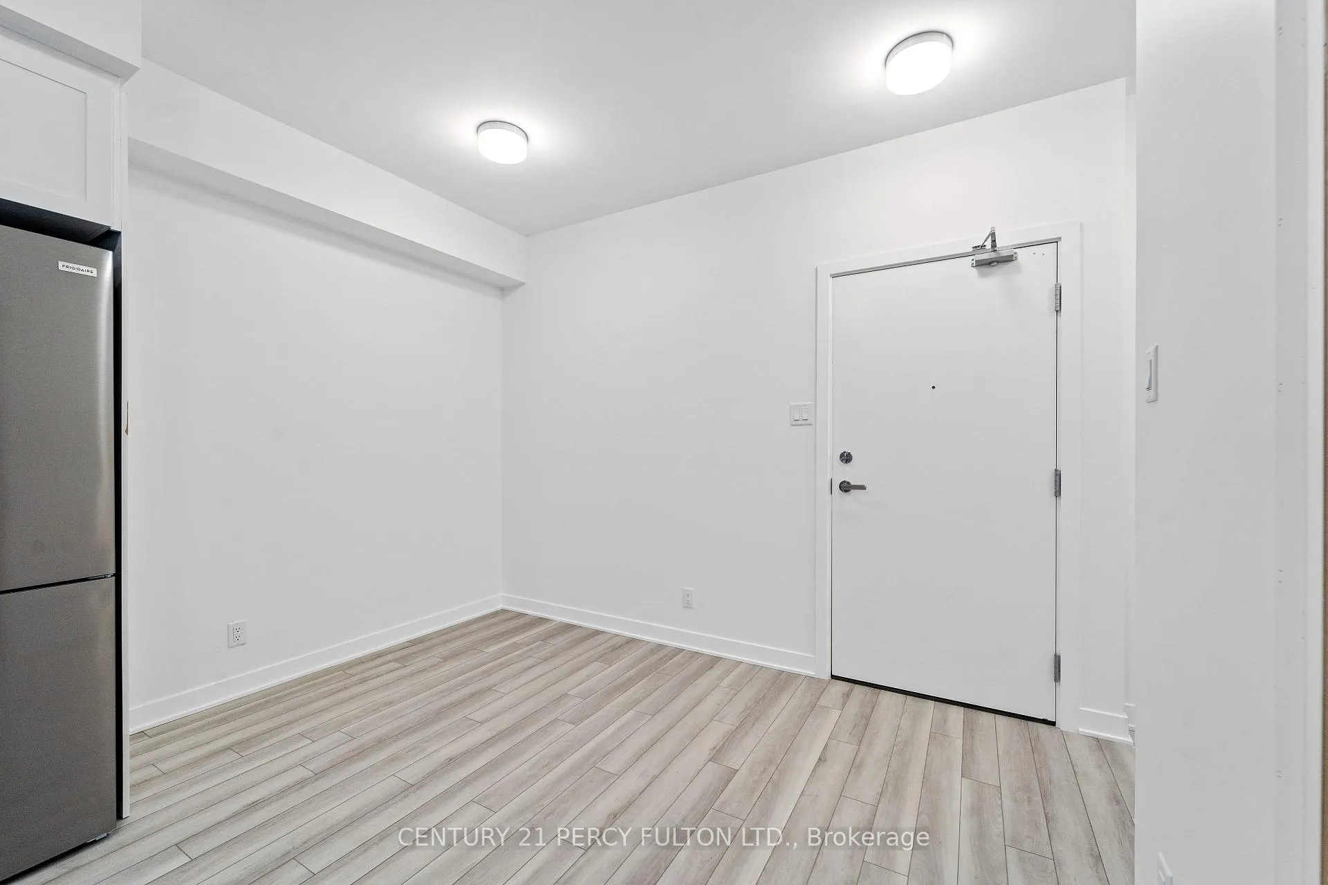 Photo 4 of Unit 611, 55 Clarington Boulevard, Clarington, Bowmanville — HOMEH