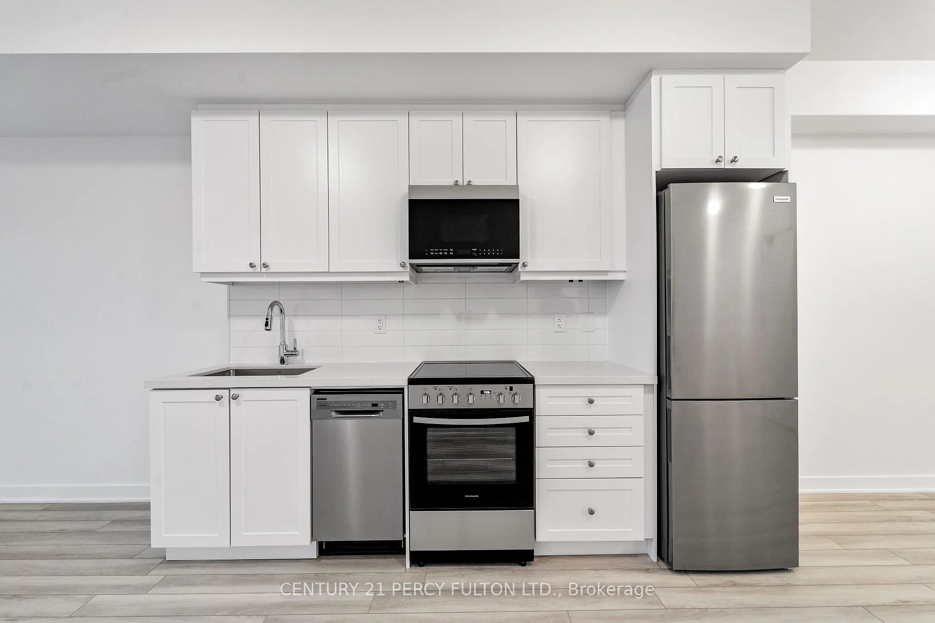 Photo 9 of Unit 611, 55 Clarington Boulevard, Clarington, Bowmanville — HOMEH