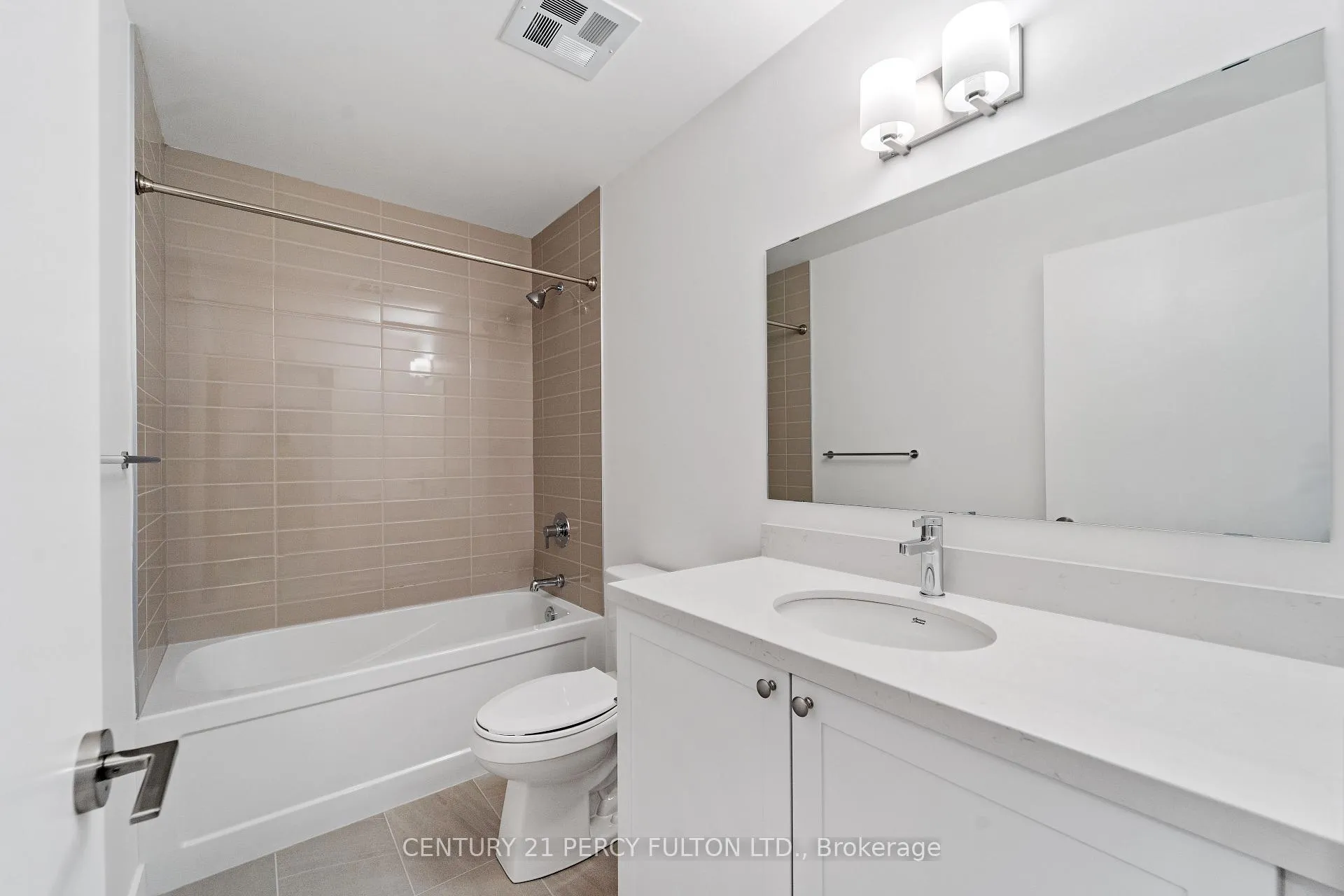 Photo 12 of Unit 611, 55 Clarington Boulevard, Clarington, Bowmanville — HOMEH