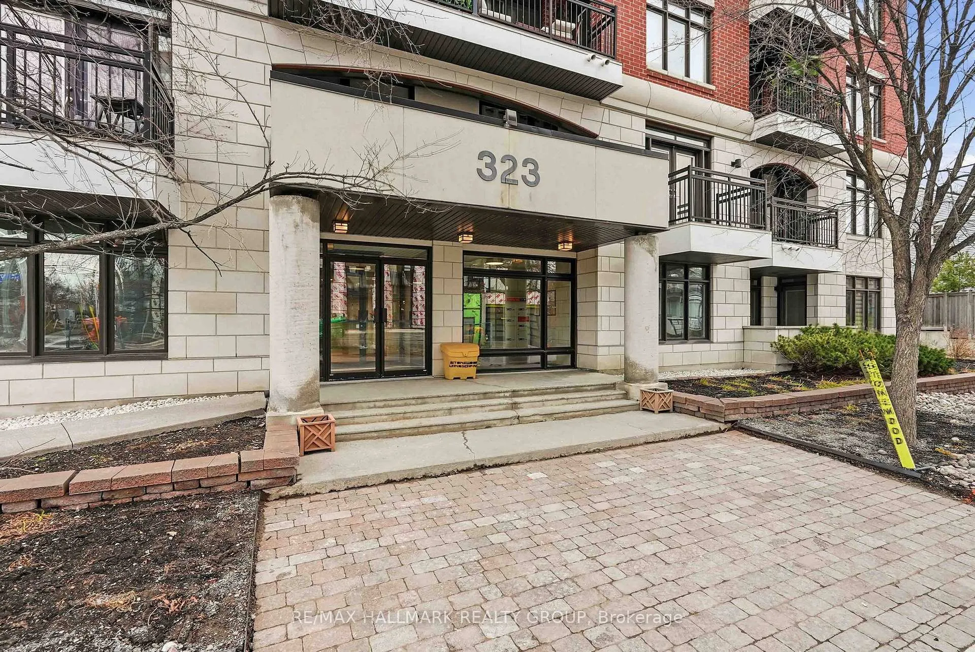 Photo 2 of Unit 310, 323 Winona Avenue, Ottawa, Westboro South — HOMEH