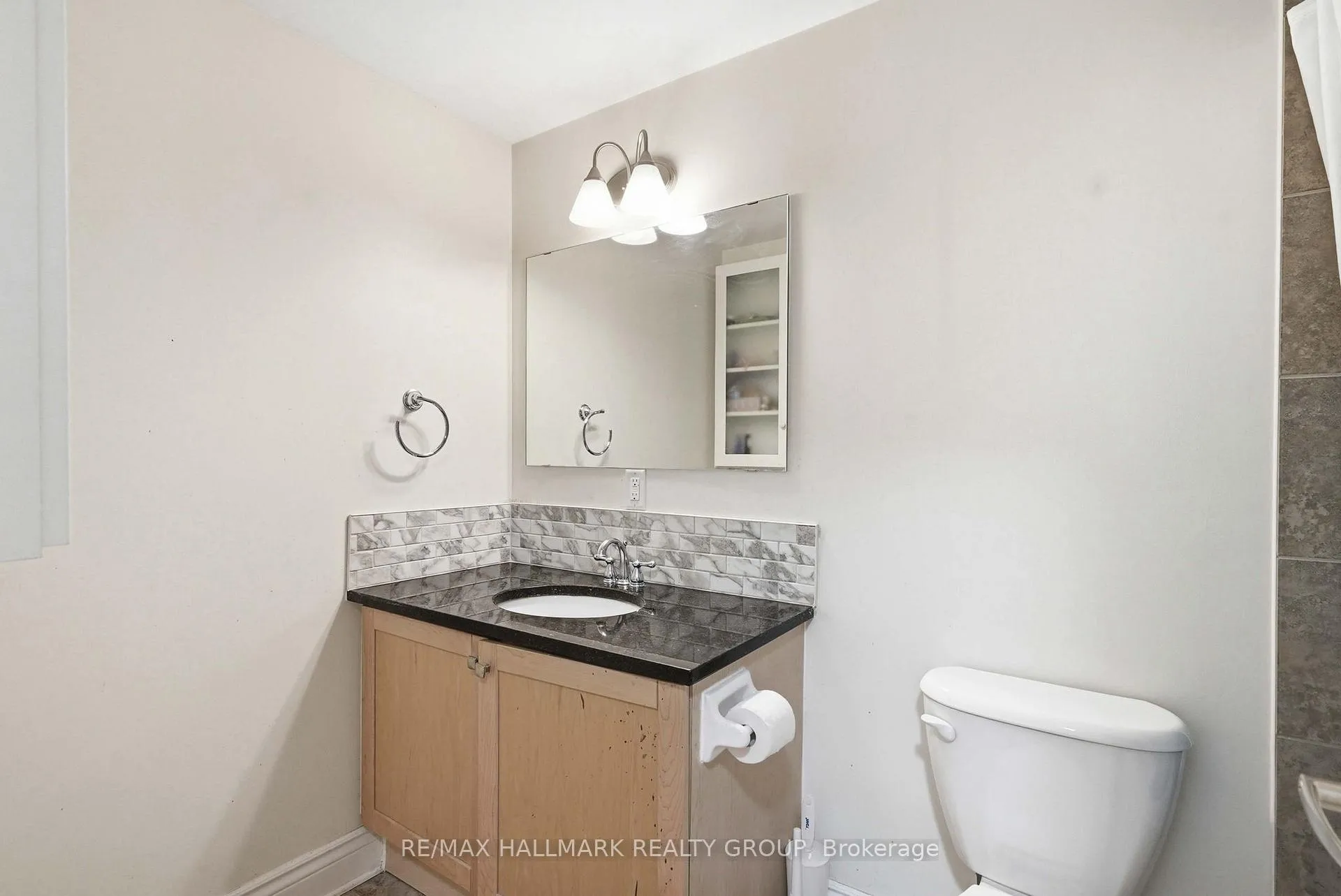 Photo 16 of Unit 310, 323 Winona Avenue, Ottawa, Westboro South — HOMEH