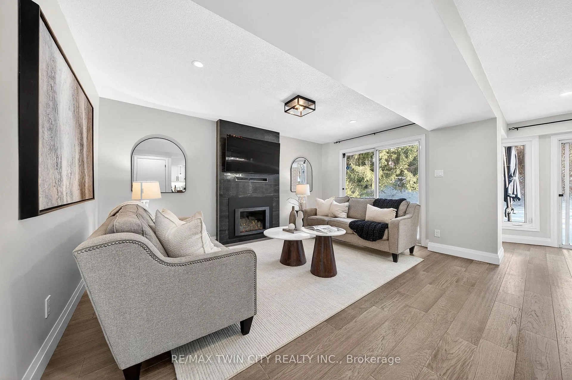 Photo 24 of 166 Westvale Drive, Waterloo — HOMEH
