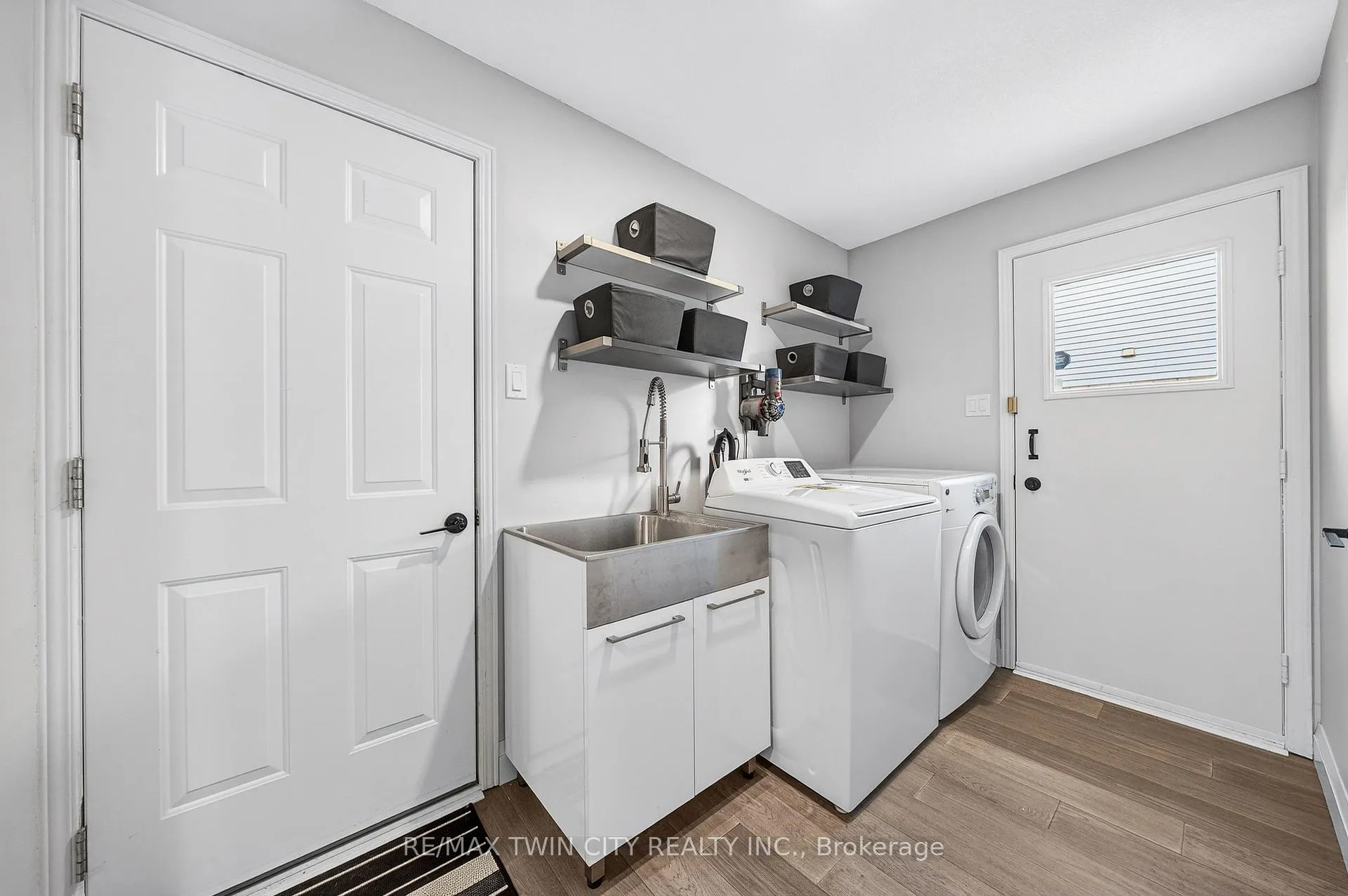 Photo 29 of 166 Westvale Drive, Waterloo — HOMEH