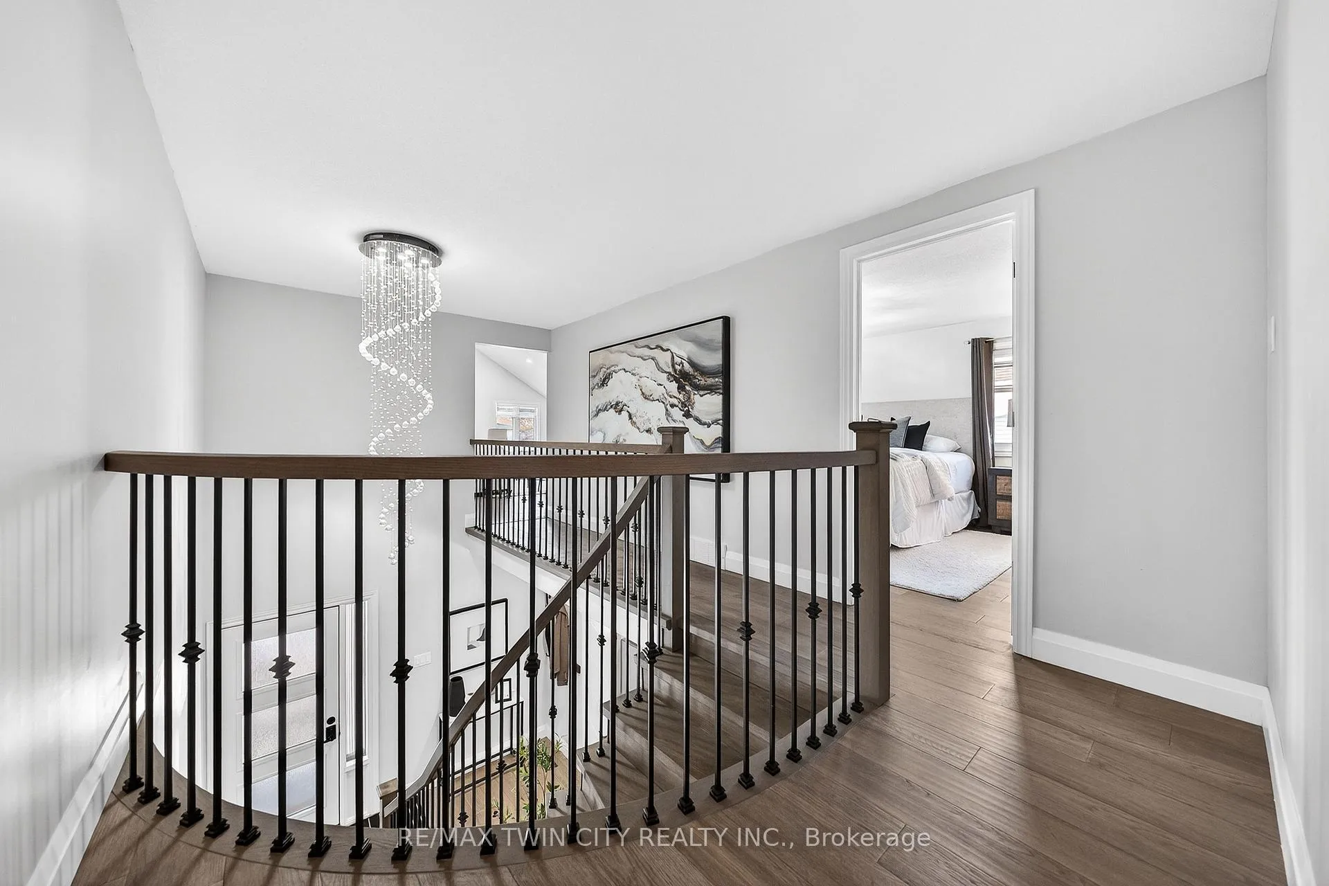 Photo 38 of 166 Westvale Drive, Waterloo — HOMEH