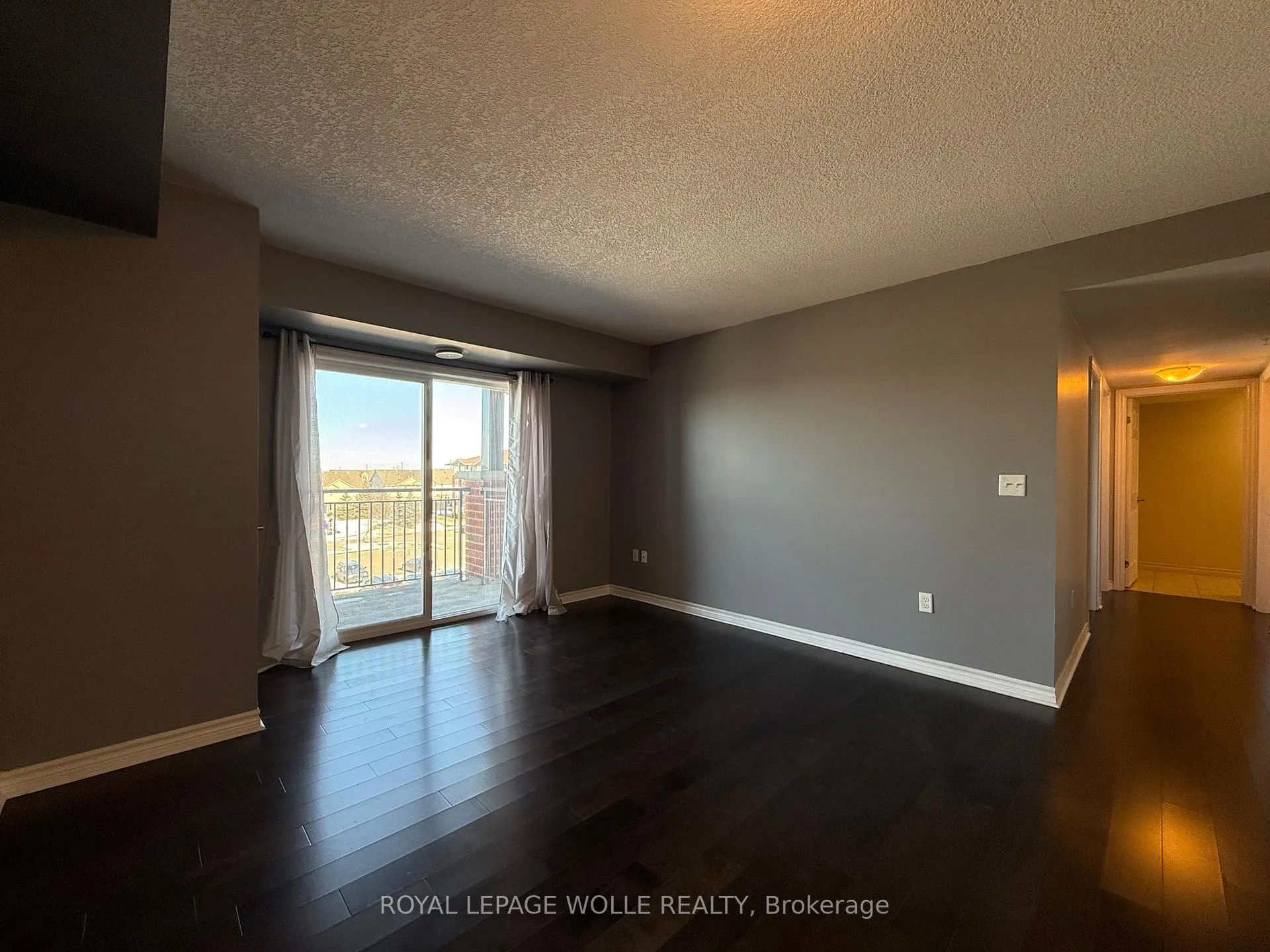 Photo 12 of Unit 402, 43 Waterford Drive, Guelph, Pineridge/Westminster Woods — HOMEH