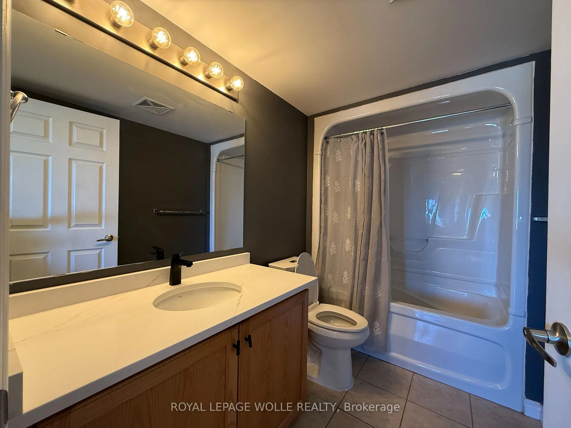 Photo 20 of Unit 402, 43 Waterford Drive, Guelph, Pineridge/Westminster Woods — HOMEH