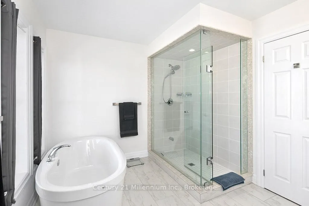 Photo 25 of 204 Lia Drive, Clearview, Stayner — HOMEH