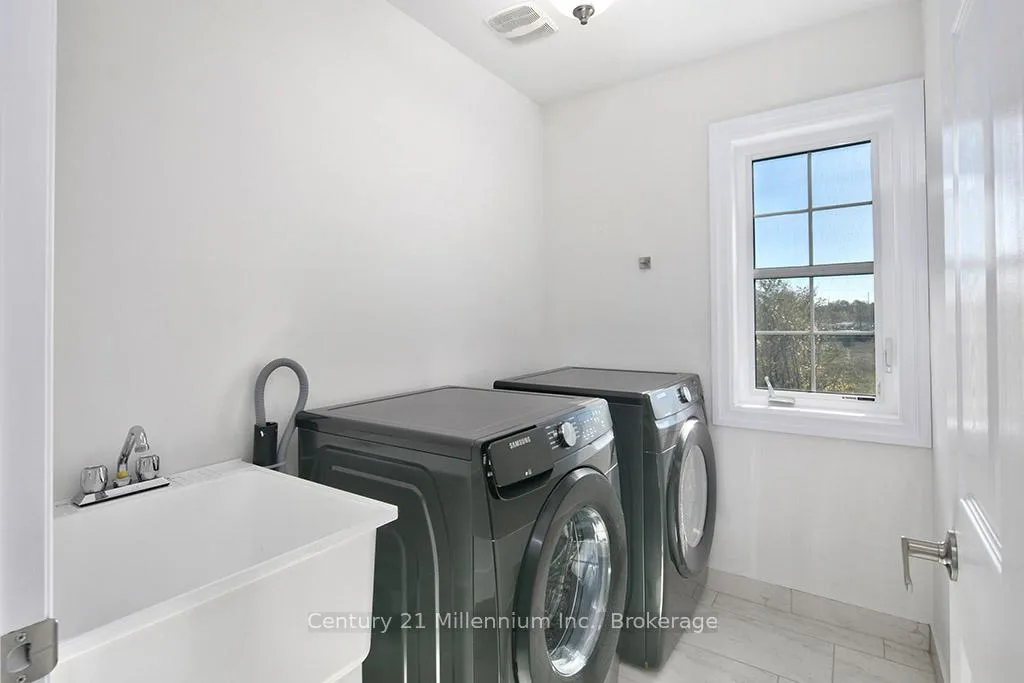 Photo 30 of 204 Lia Drive, Clearview, Stayner — HOMEH