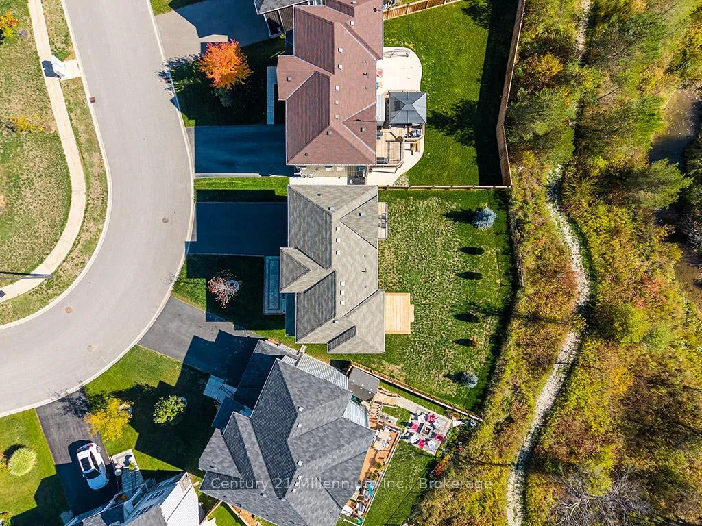Photo 40 of 204 Lia Drive, Clearview, Stayner — HOMEH