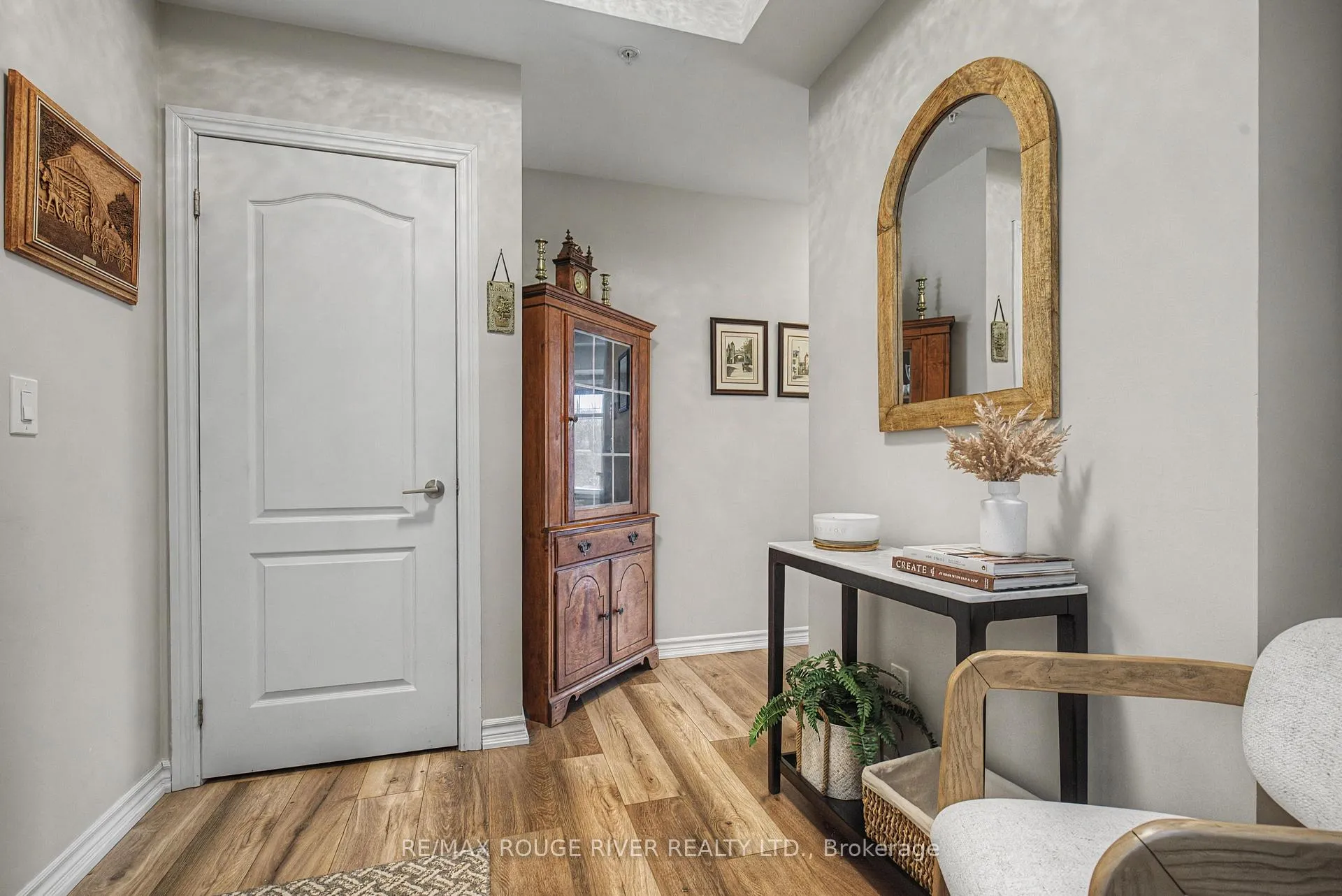 Photo 7 of Unit 111, 670 Gordon Street, Whitby, Port Whitby — HOMEH
