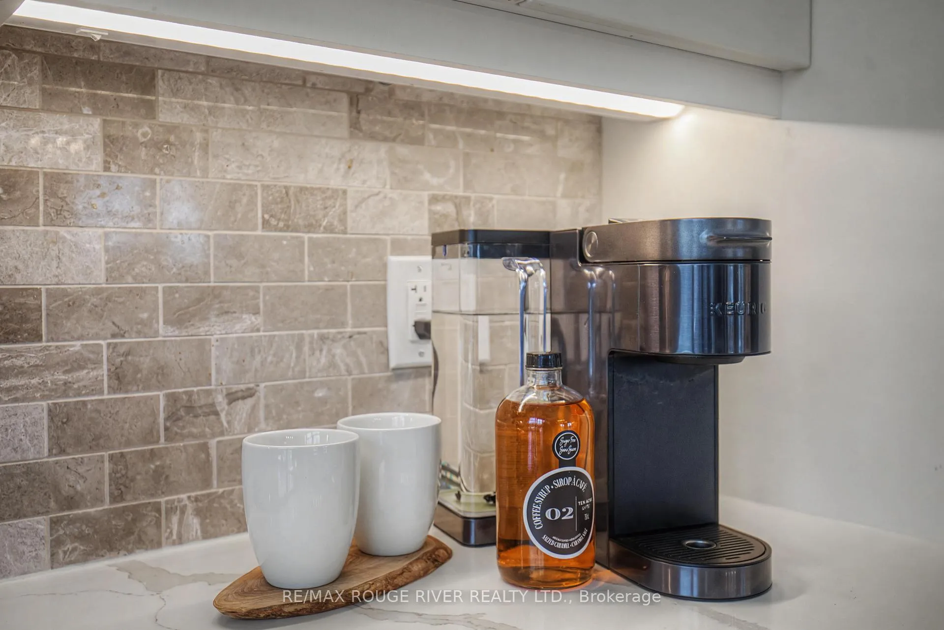 Photo 12 of Unit 111, 670 Gordon Street, Whitby, Port Whitby — HOMEH