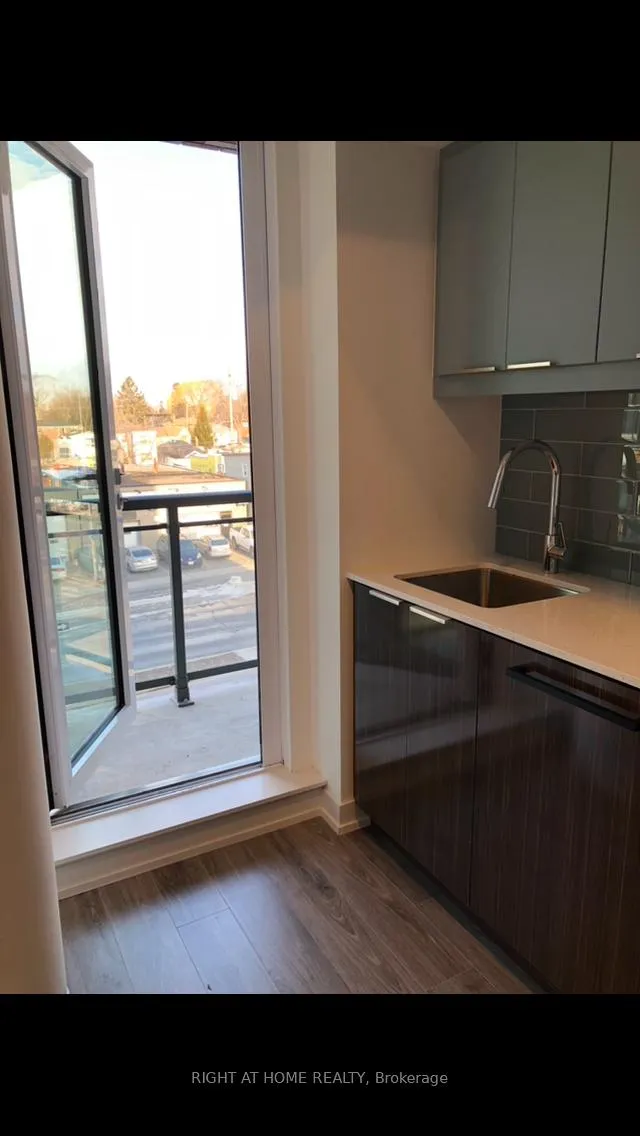 Photo 5 of Unit 406, 90 Glen Everest Road, Scarborough, Birchcliffe-Cliffside — HOMEH