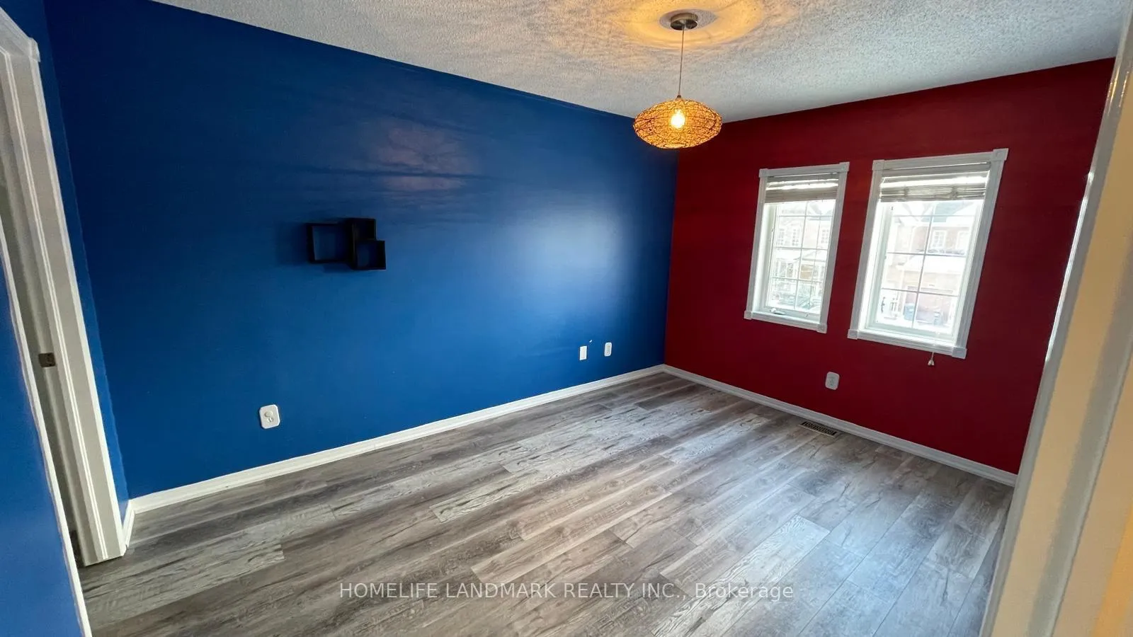Photo 14 of 21 Monaco Court, Brampton, Fletcher's Meadow — HOMEH