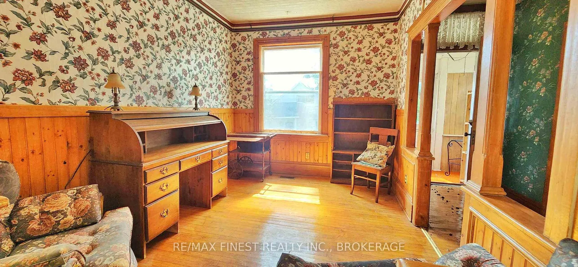 Photo 7 of 1033 Bridge Street, Frontenac, Frontenac Centre — HOMEH