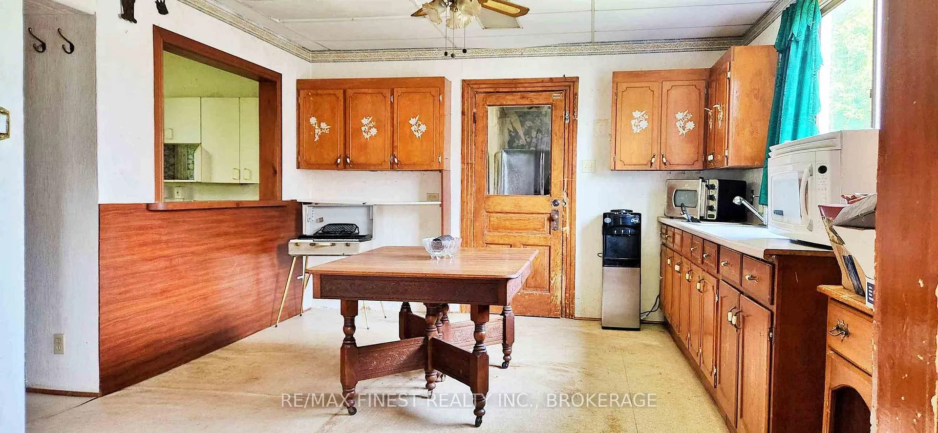 Photo 11 of 1033 Bridge Street, Frontenac, Frontenac Centre — HOMEH