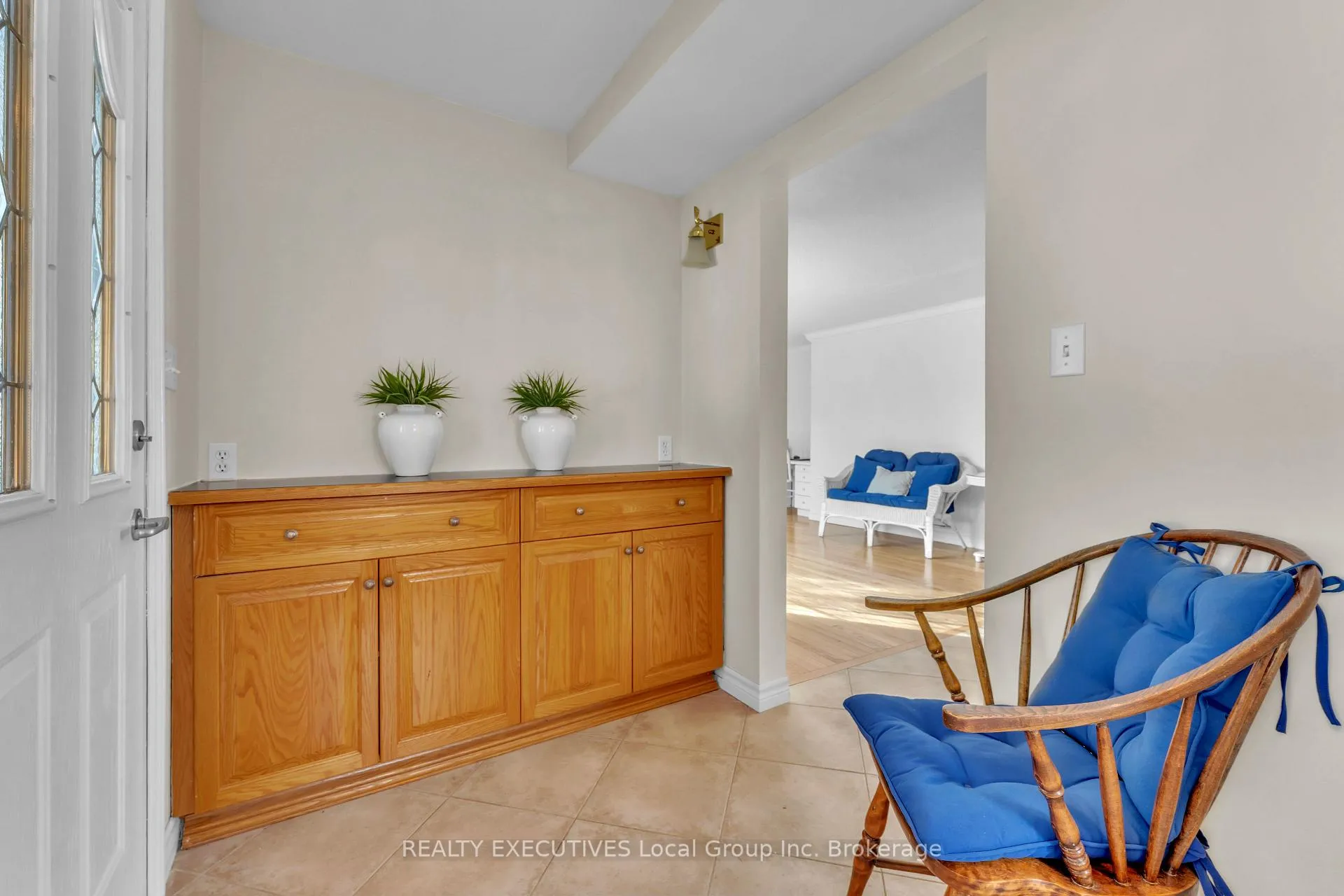 Photo 8 of 981 Premier Road, North Bay, Ferris — HOMEH