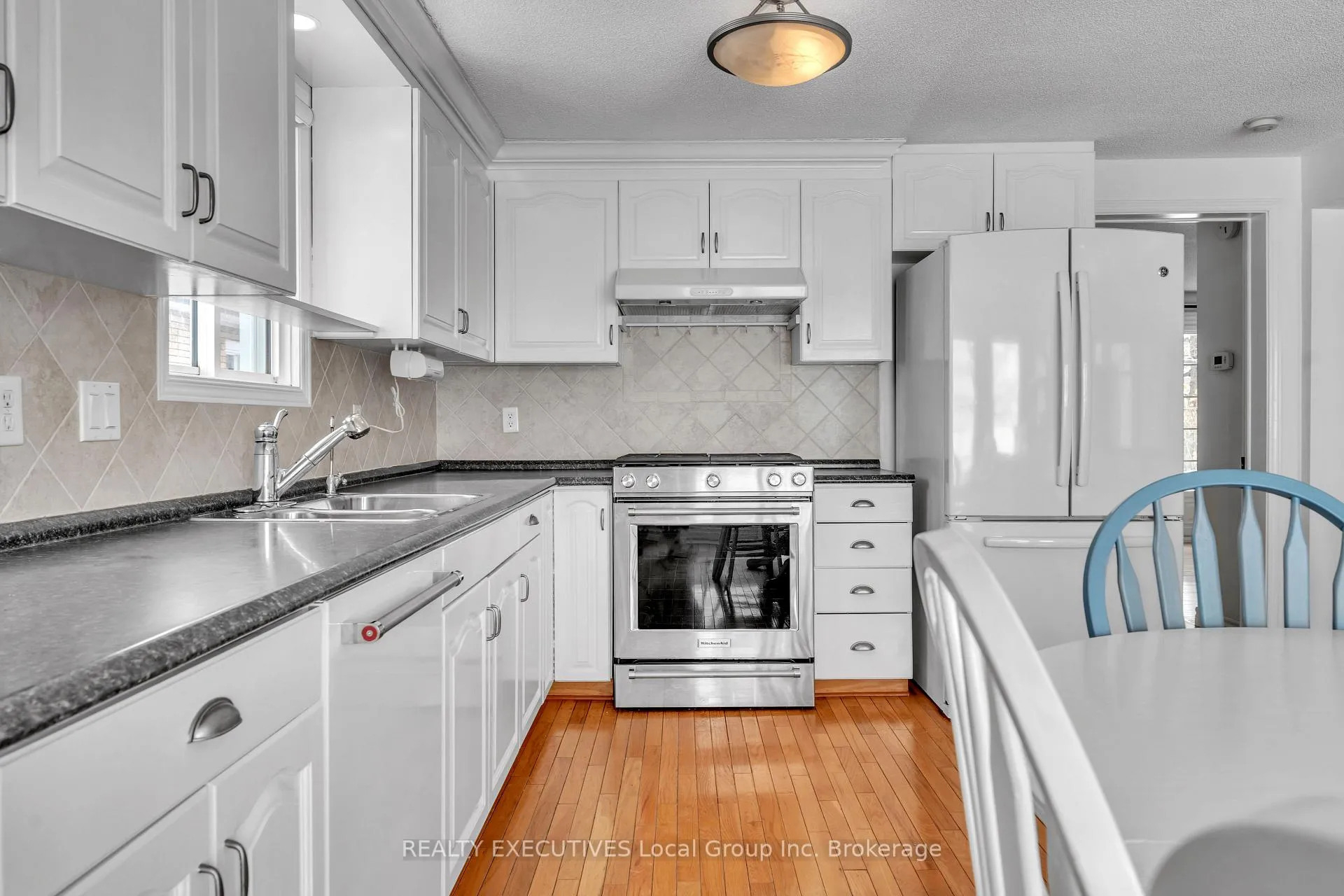 Photo 19 of 981 Premier Road, North Bay, Ferris — HOMEH