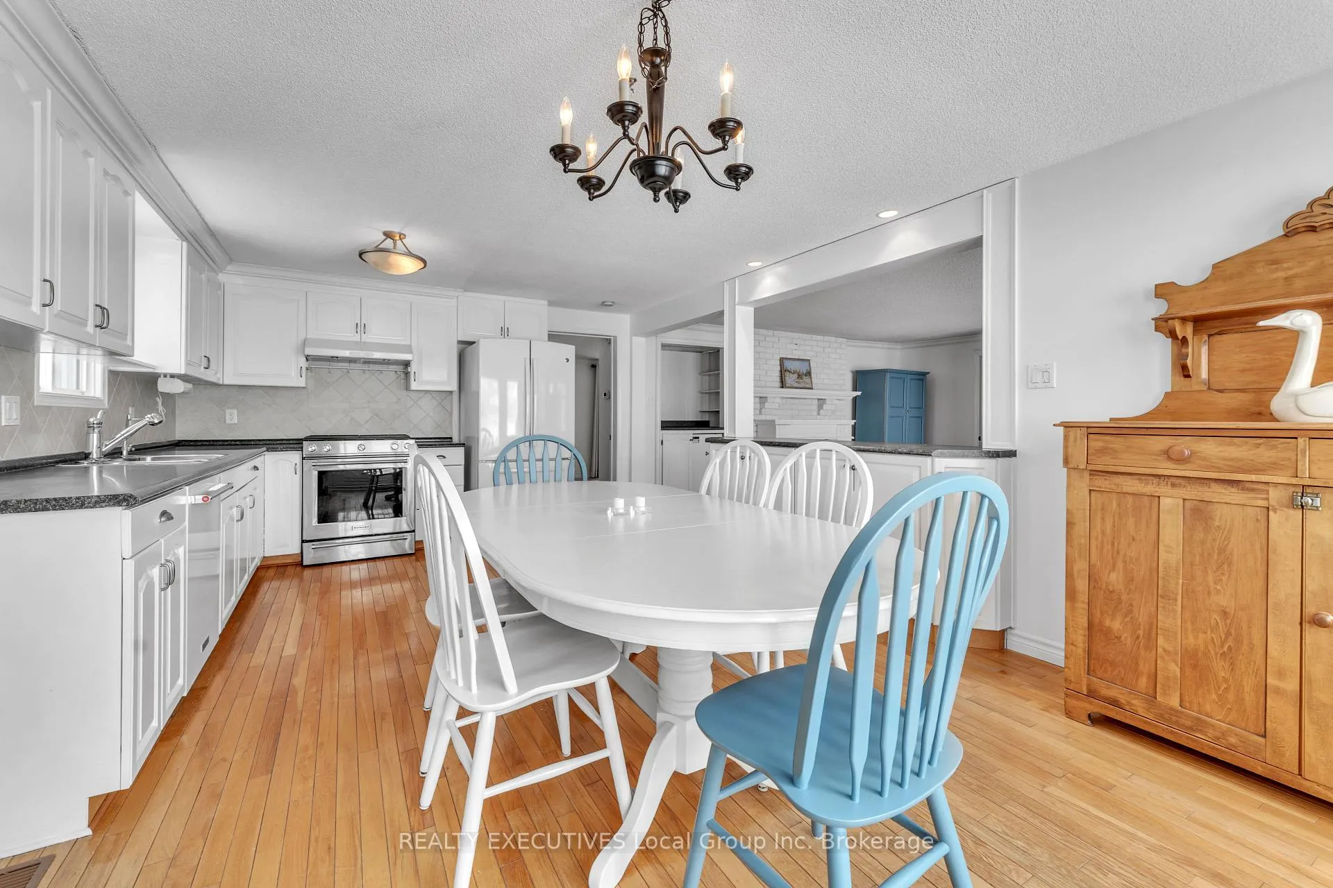 Photo 20 of 981 Premier Road, North Bay, Ferris — HOMEH