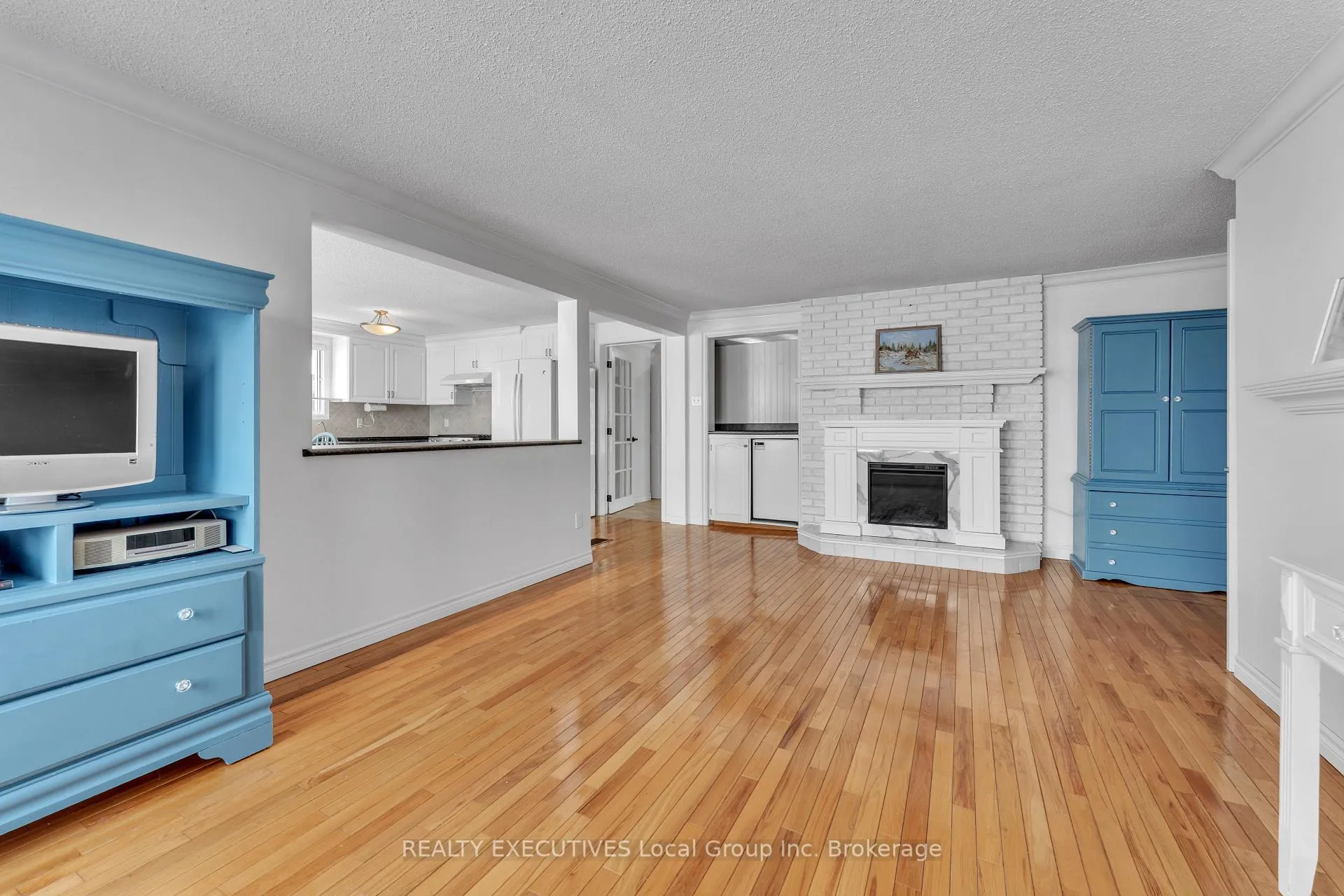 Photo 22 of 981 Premier Road, North Bay, Ferris — HOMEH