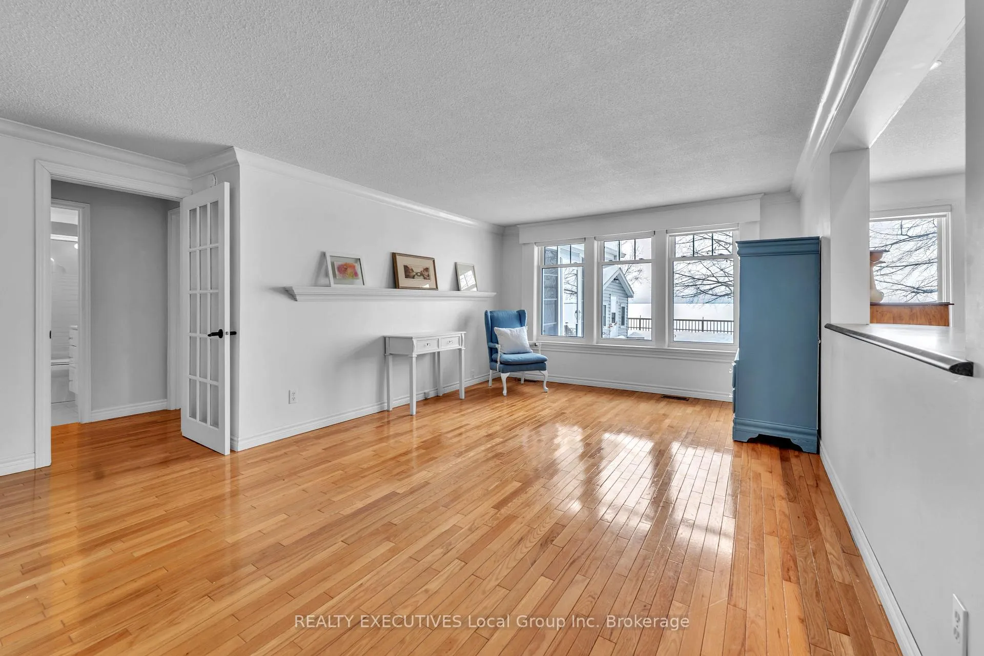 Photo 23 of 981 Premier Road, North Bay, Ferris — HOMEH
