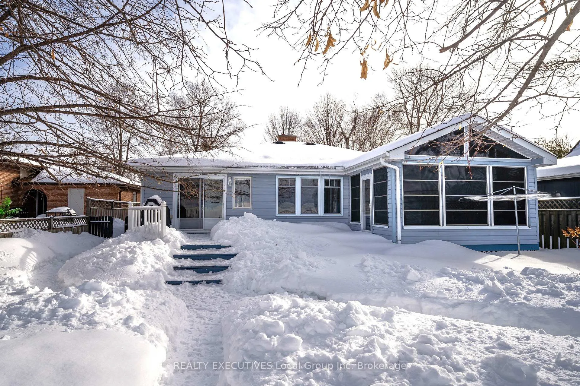 Photo 41 of 981 Premier Road, North Bay, Ferris — HOMEH
