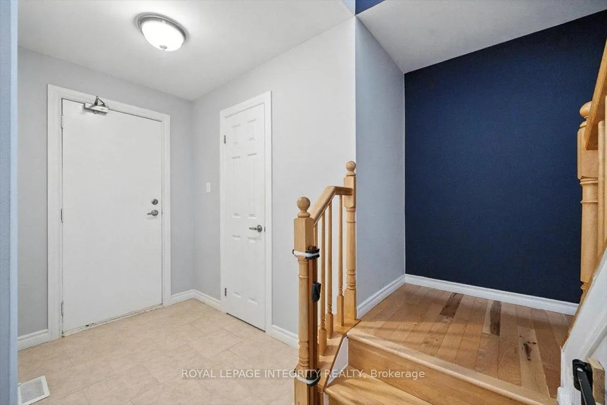Photo 16 of 1097 Moselle Crescent, Ottawa, Convent Glen — HOMEH