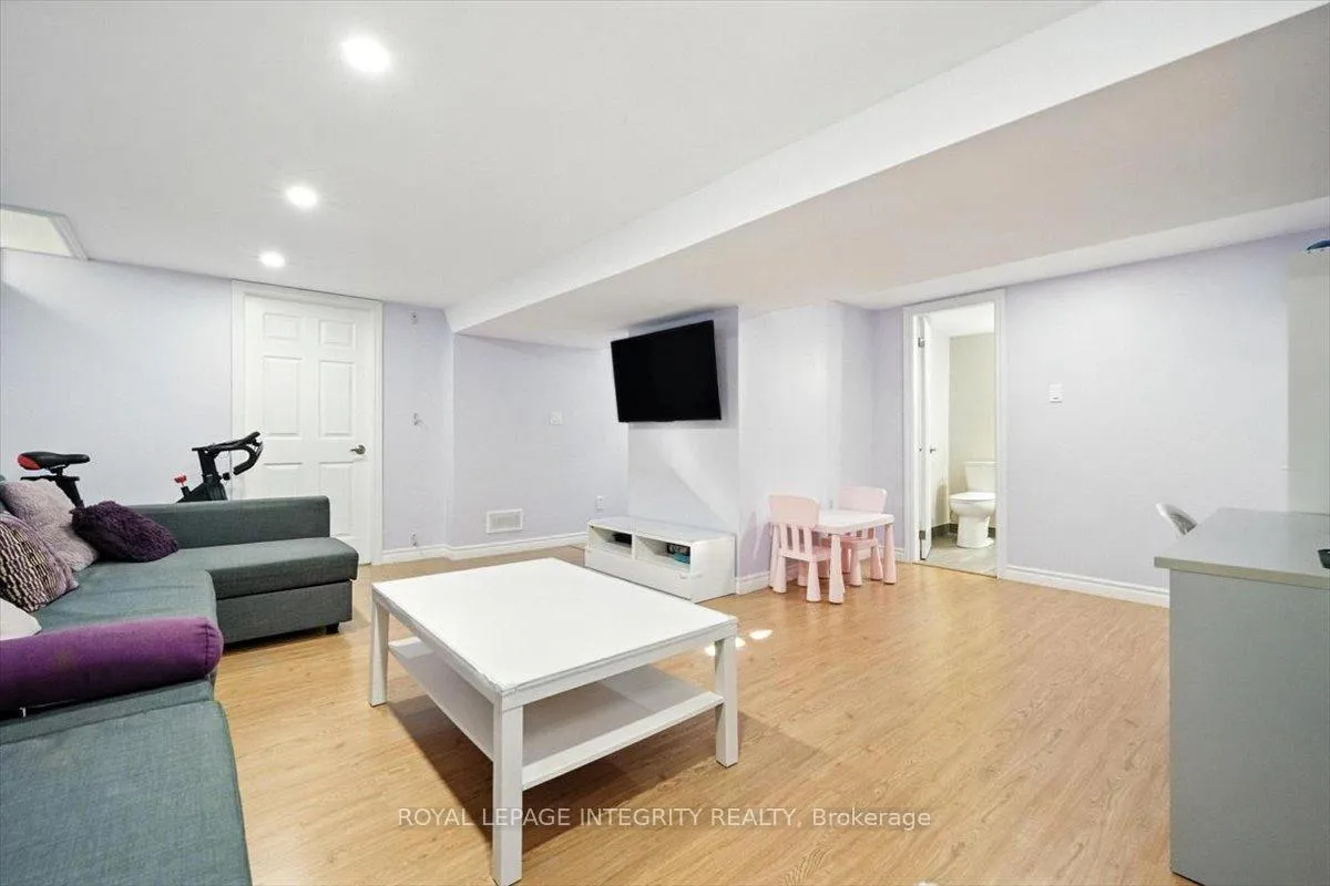 Photo 29 of 1097 Moselle Crescent, Ottawa, Convent Glen — HOMEH