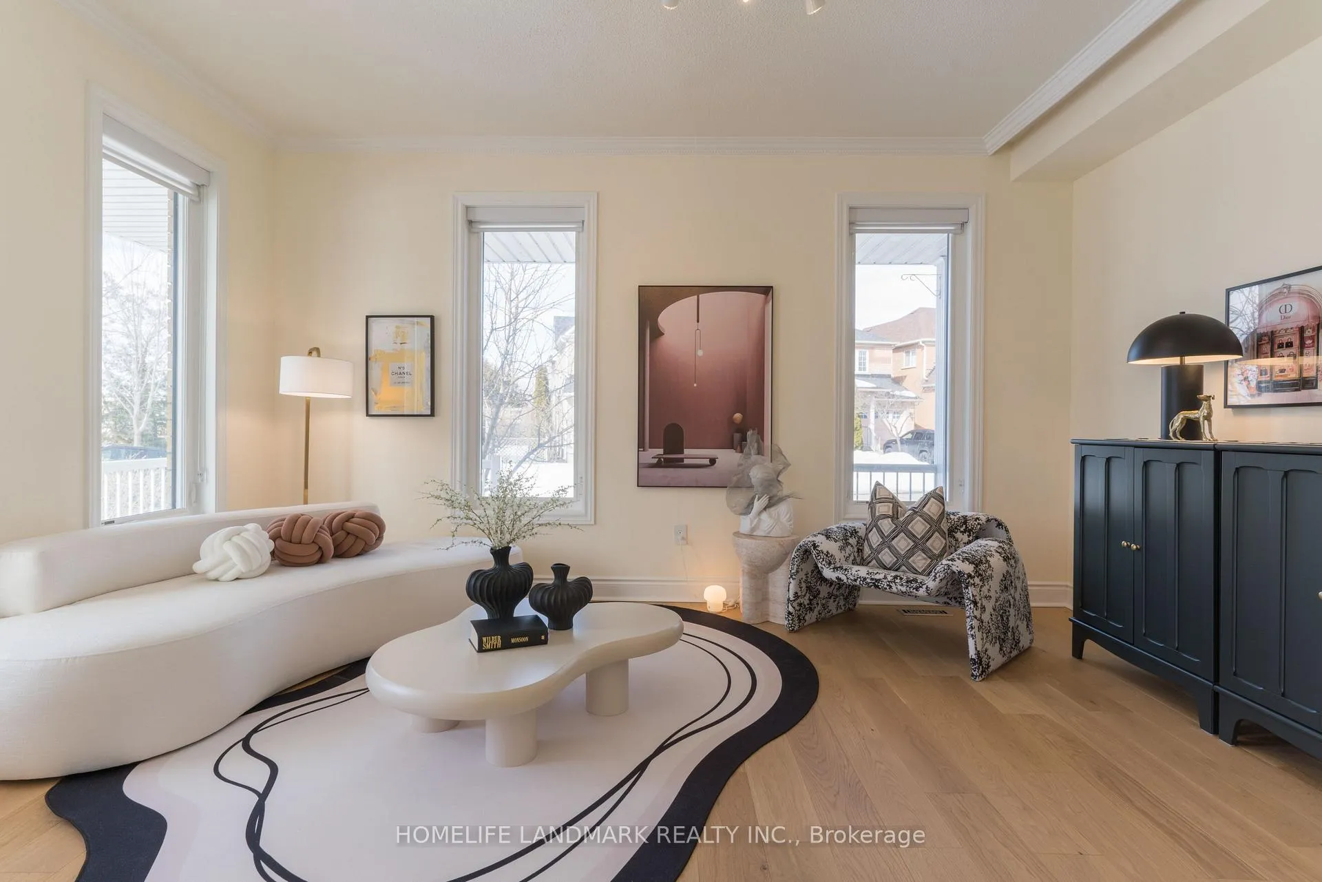 Photo 6 of 63 Sunburst Crescent, Markham, Greensborough — HOMEH