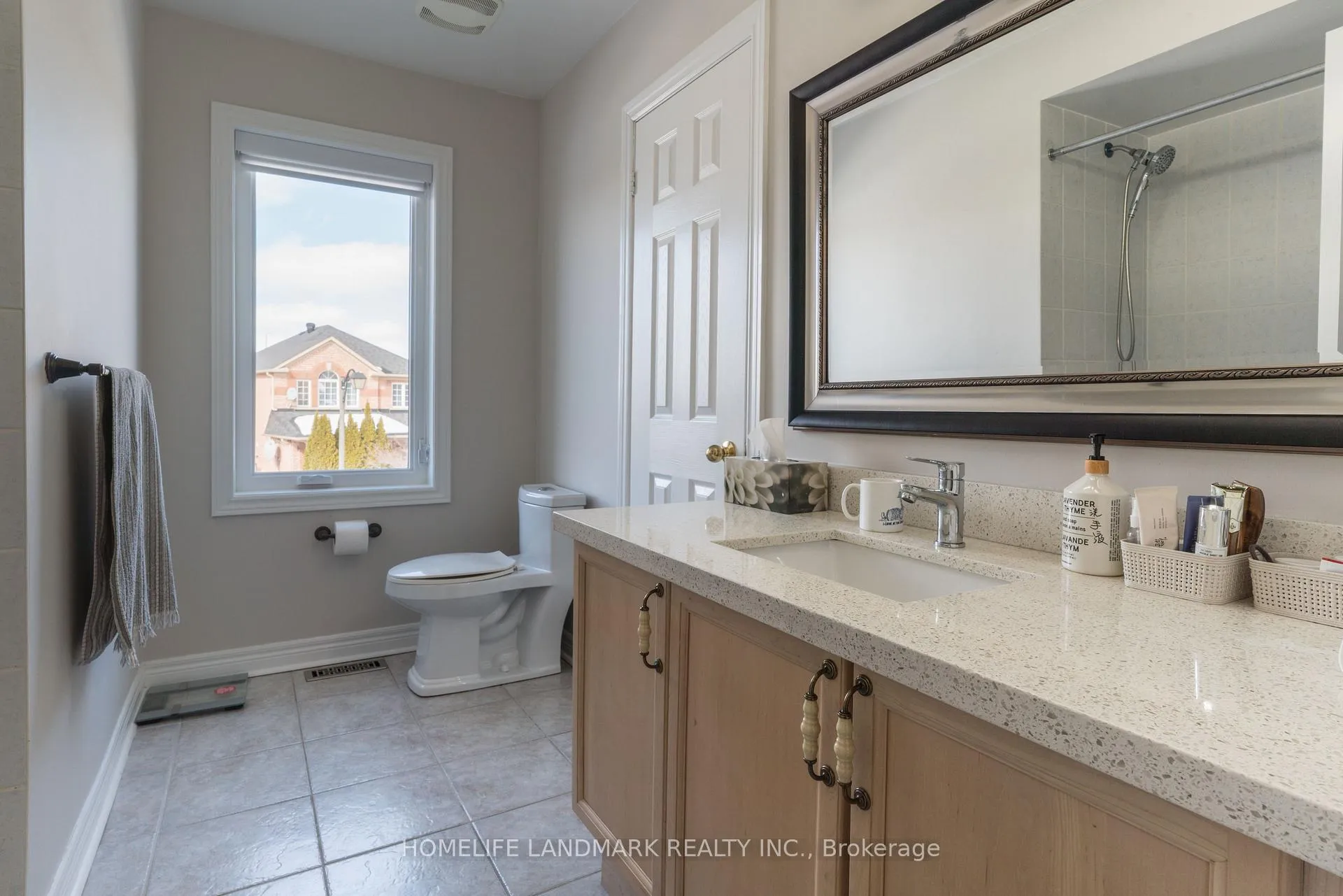 Photo 28 of 63 Sunburst Crescent, Markham, Greensborough — HOMEH