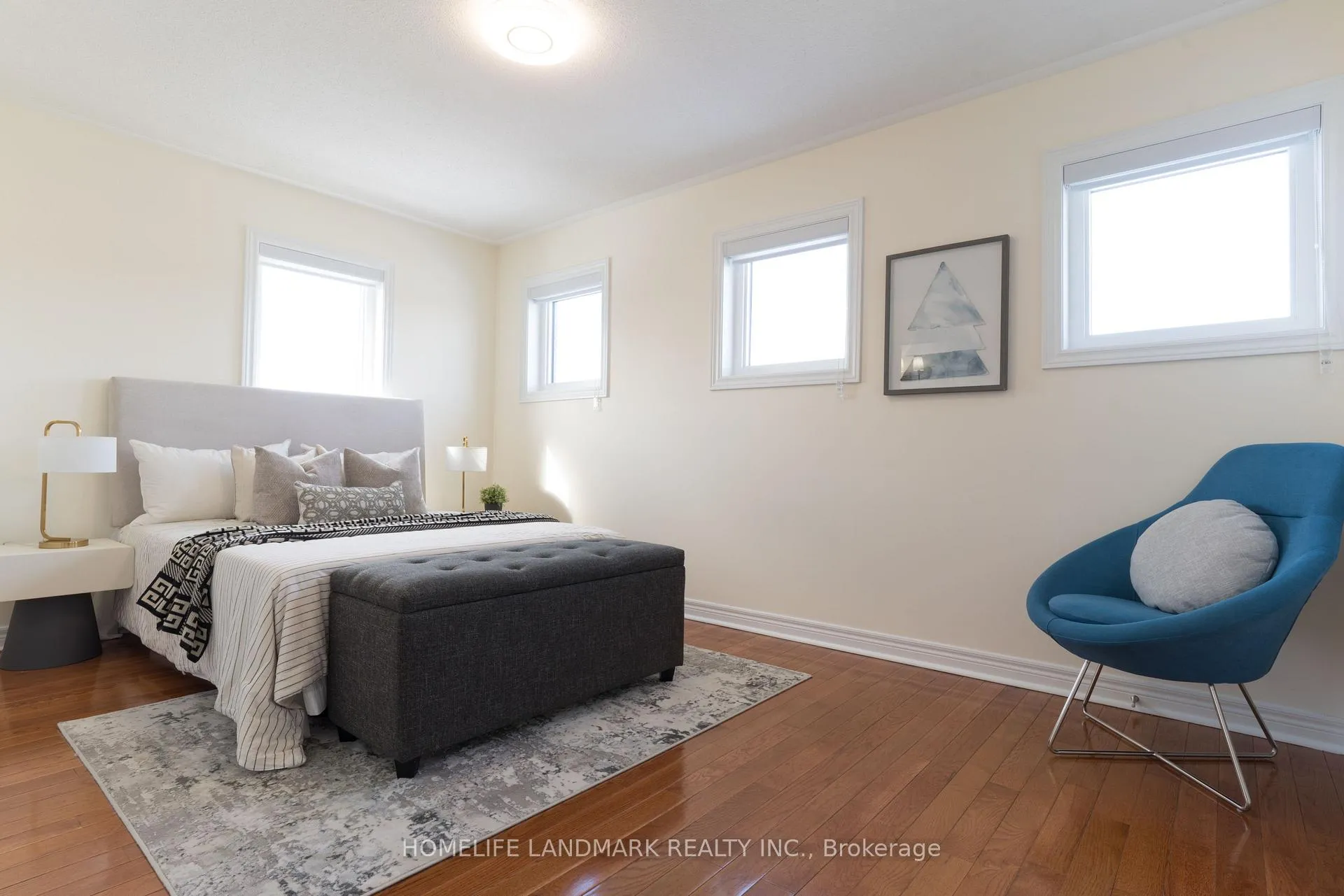 Photo 32 of 63 Sunburst Crescent, Markham, Greensborough — HOMEH