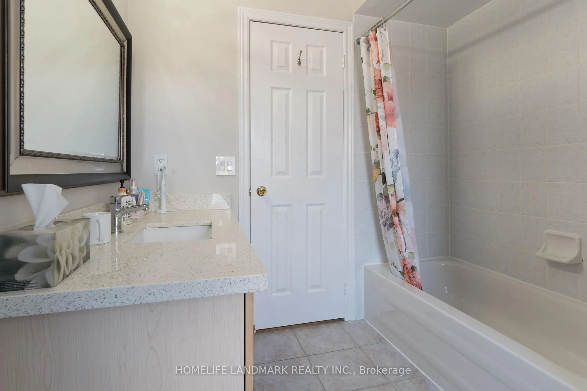 Photo 35 of 63 Sunburst Crescent, Markham, Greensborough — HOMEH