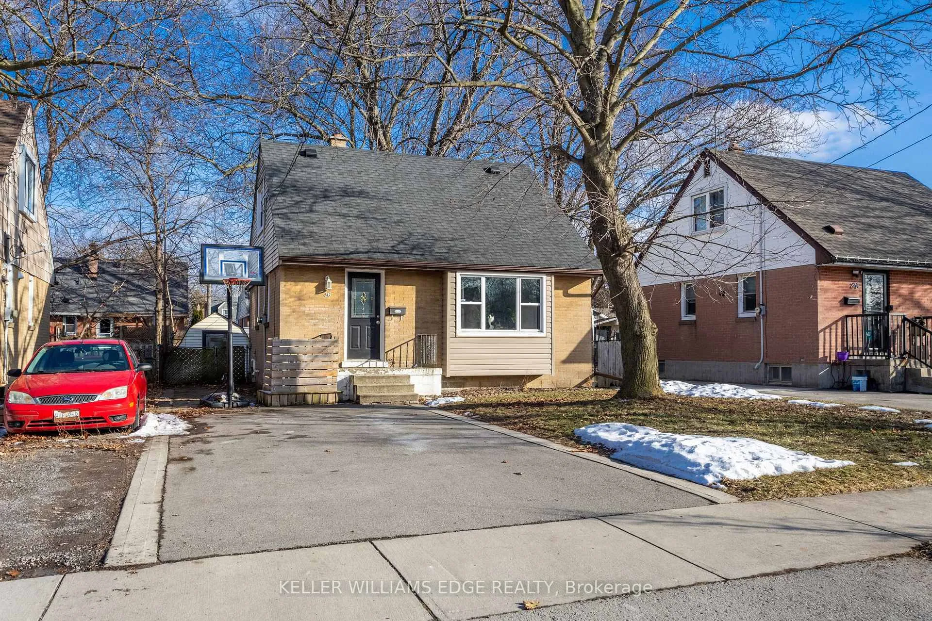 Photo 2 of 36 Blair Avenue, Hamilton, McQuesten — HOMEH